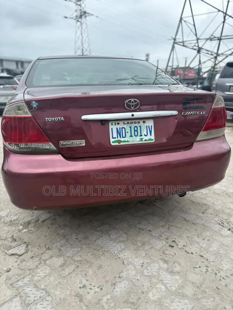 Toyota Camry 2005 Red