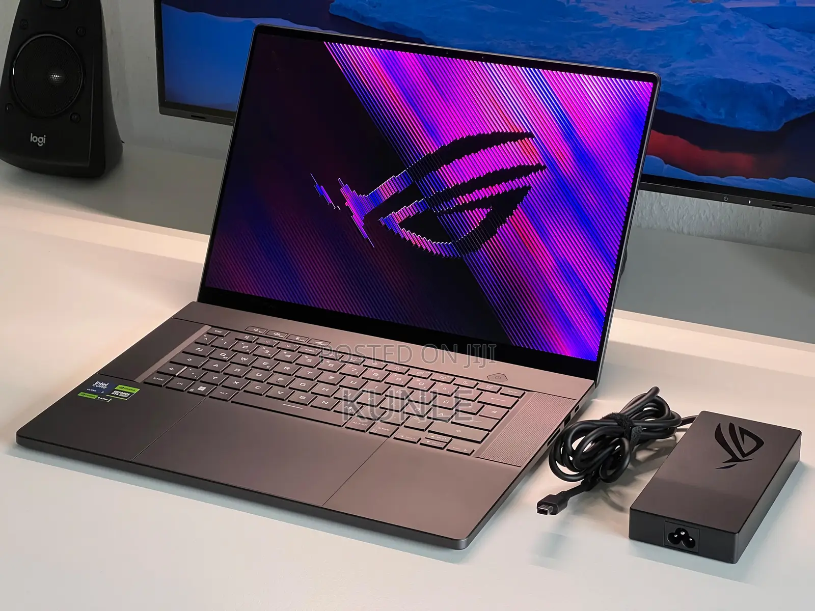 New Laptop Asus ROG Zephyrus G16 32GB Intel Core i9 SSD 1T