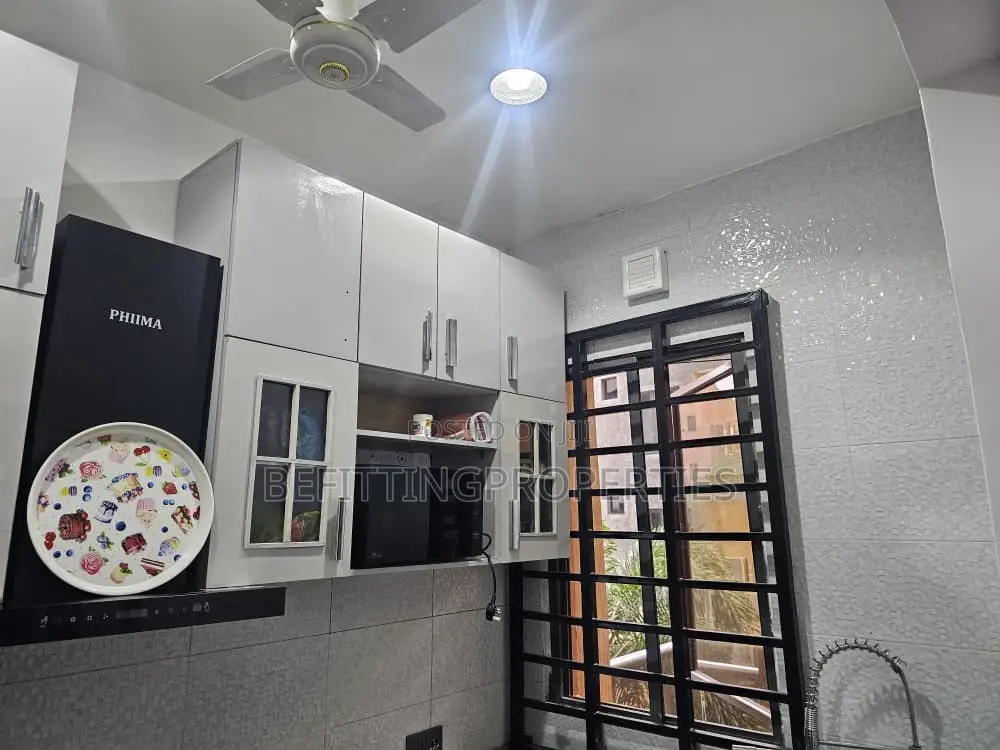 3bdrm Maisonette in Osborne Foreshore Estate for sale