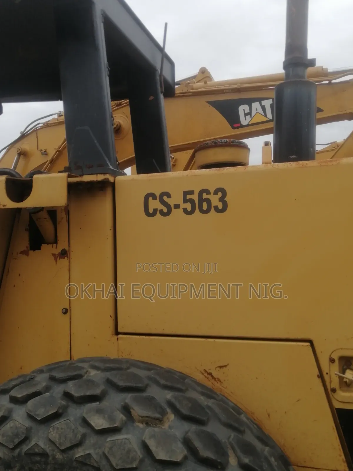 Cat Single Drum Compact Roller Cs-563 (15 To)