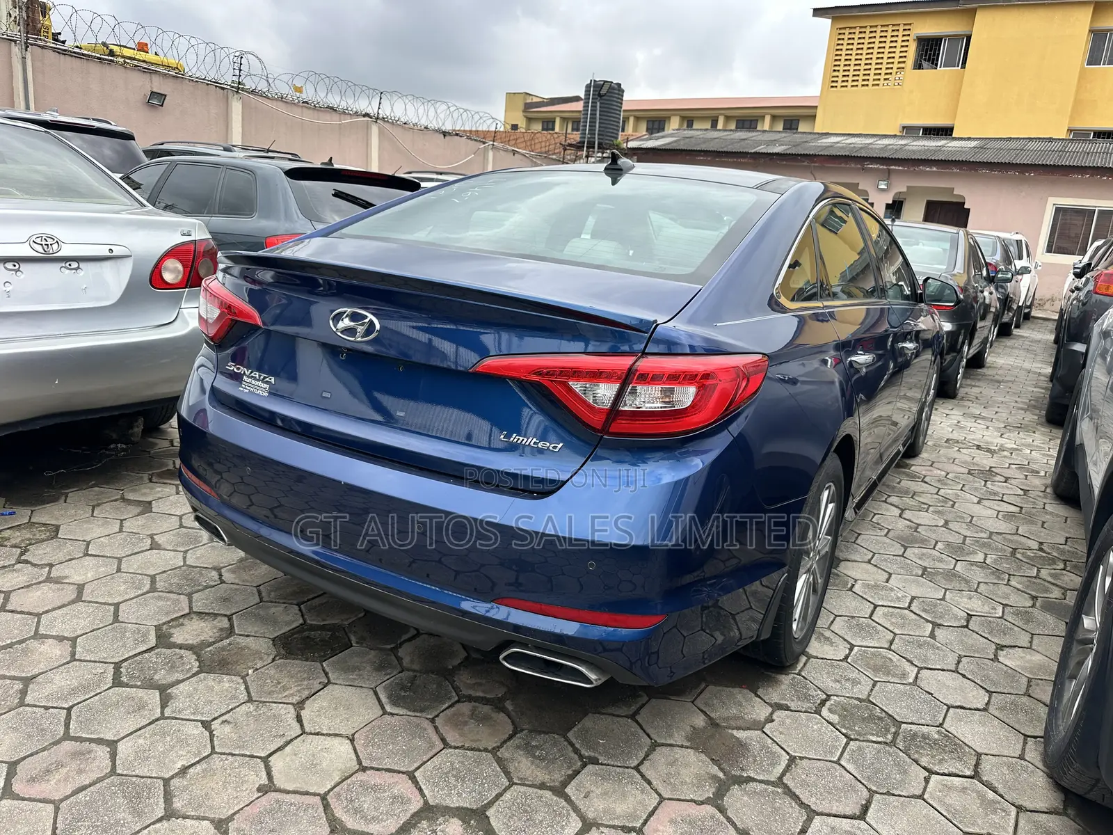 Hyundai Sonata Limited Sedan FWD (2.4L 4cyl 6A) 2016 Blue