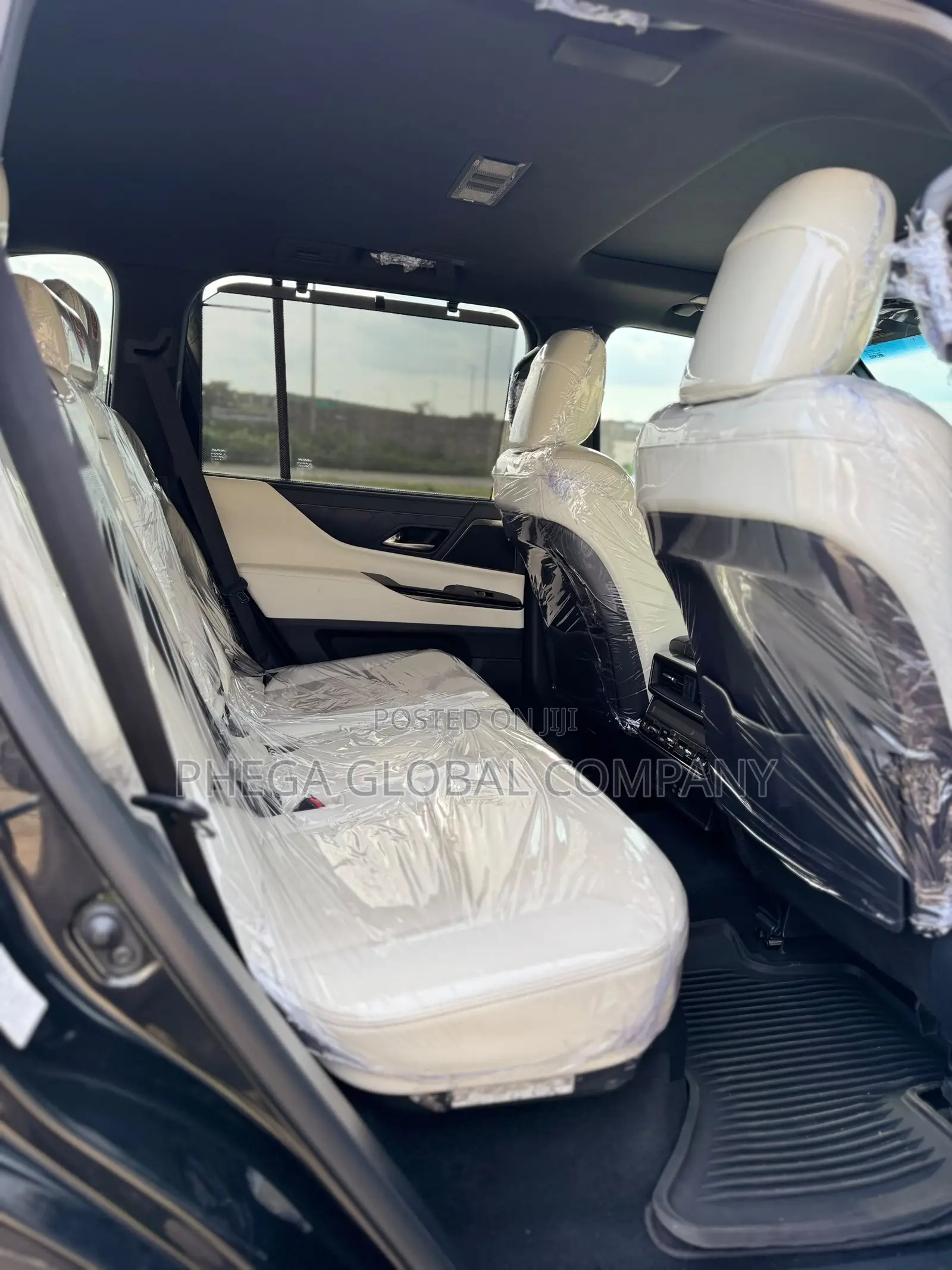 Lexus LX 600 2023 Black