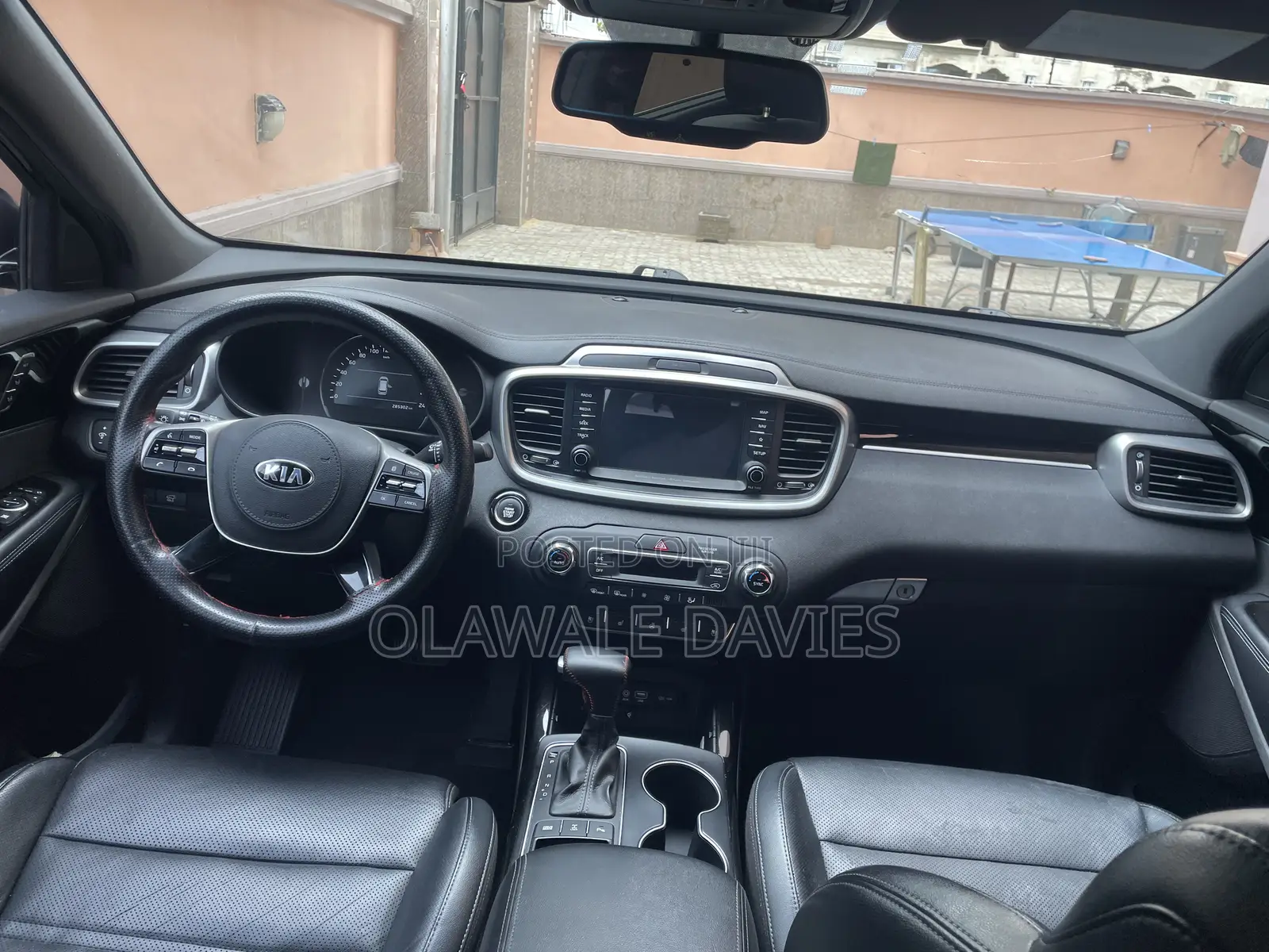 Kia Sorento 2019 Black