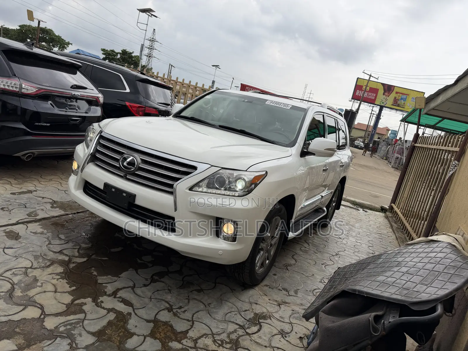 Lexus LX 570 (5 seats) AWD 2015 White