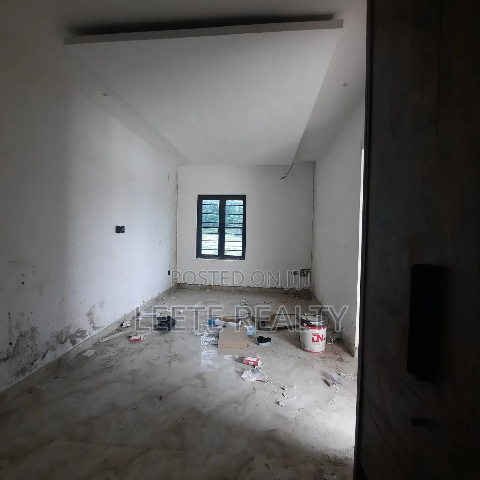 4bdrm Townhouse / Terrace in Wuse 2 for rent