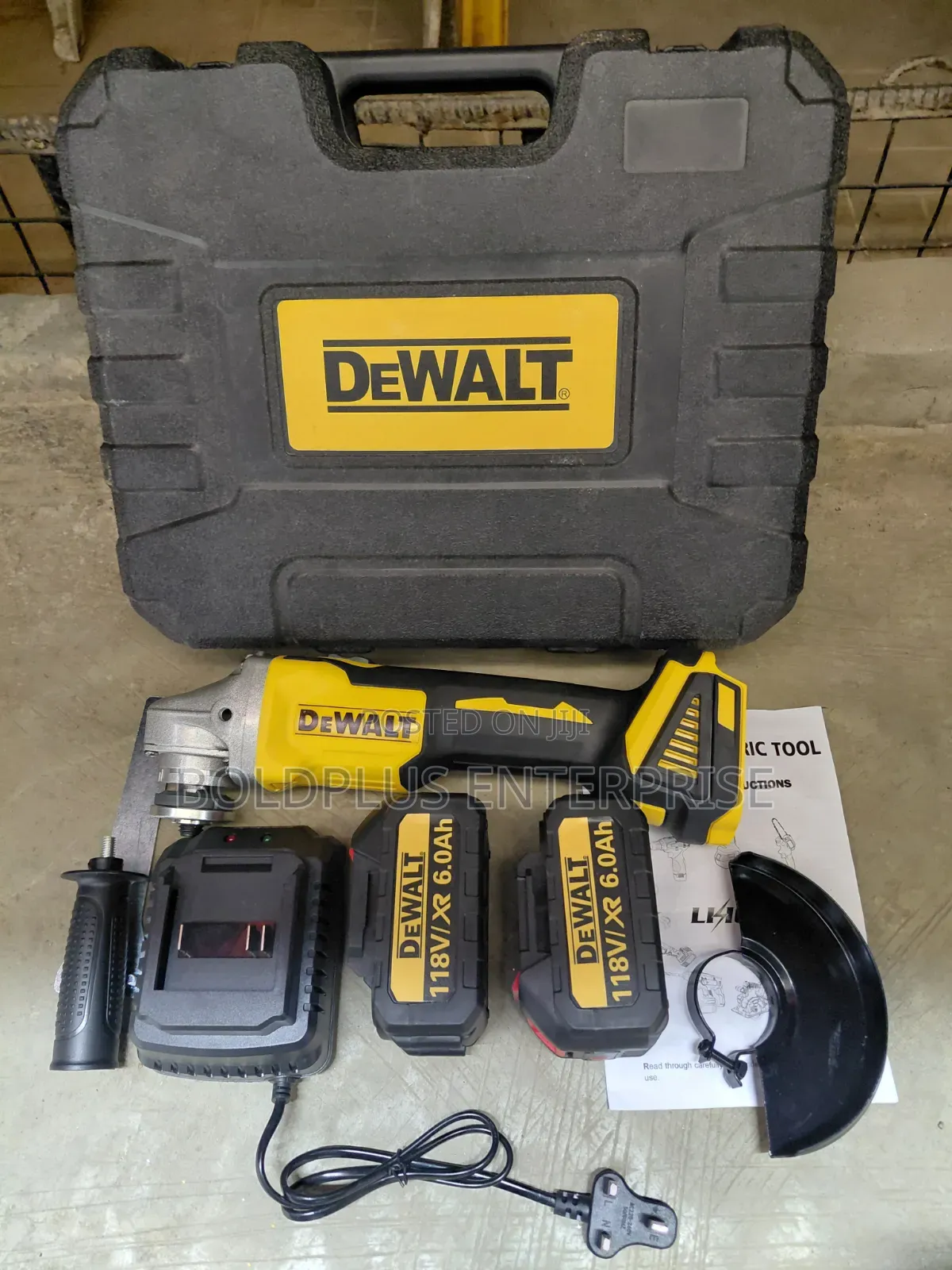 118 Volt Dewalt Rechargable Angle Grinder Machine