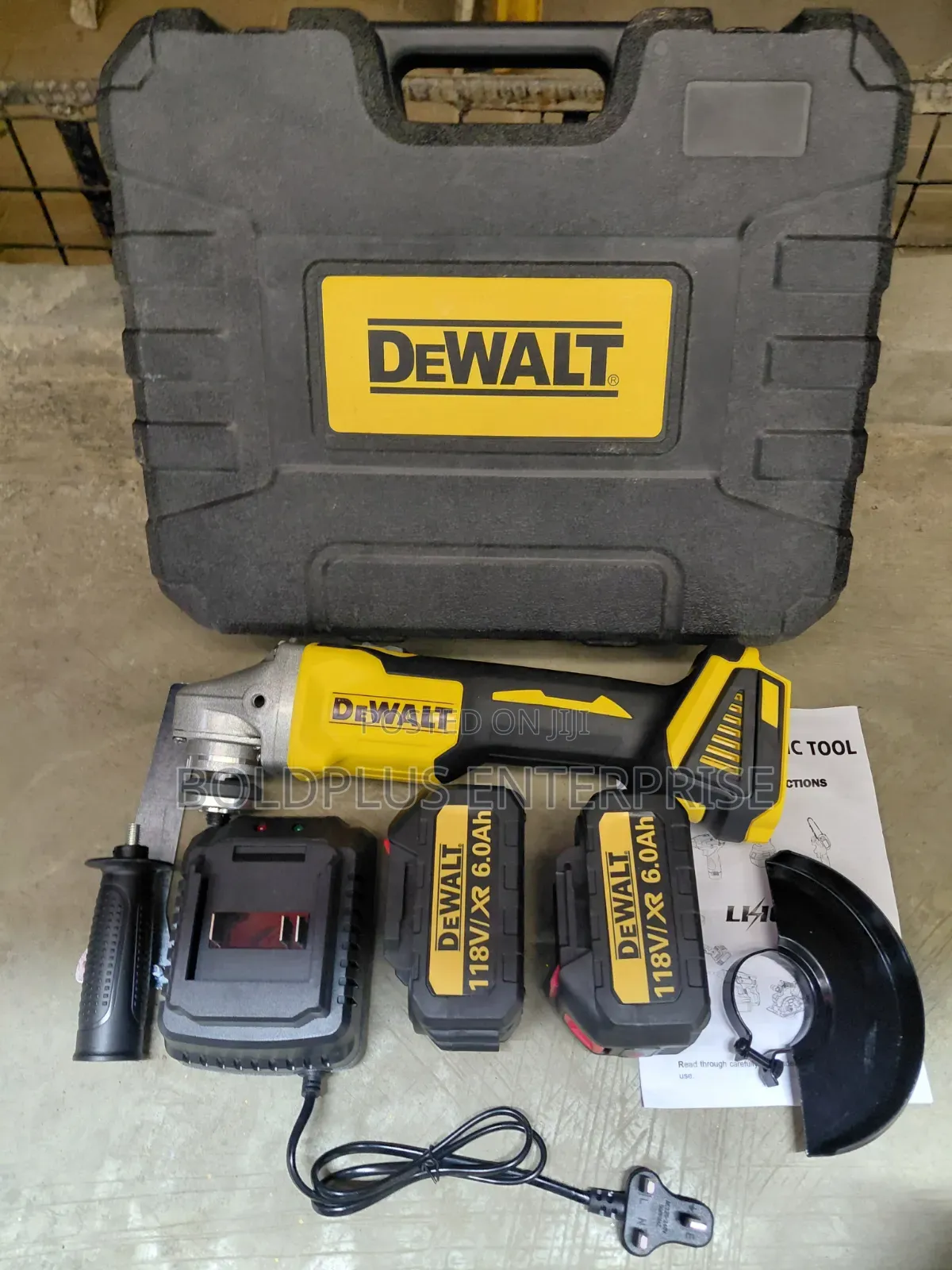 118 Volt Dewalt Rechargable Angle Grinder Machine