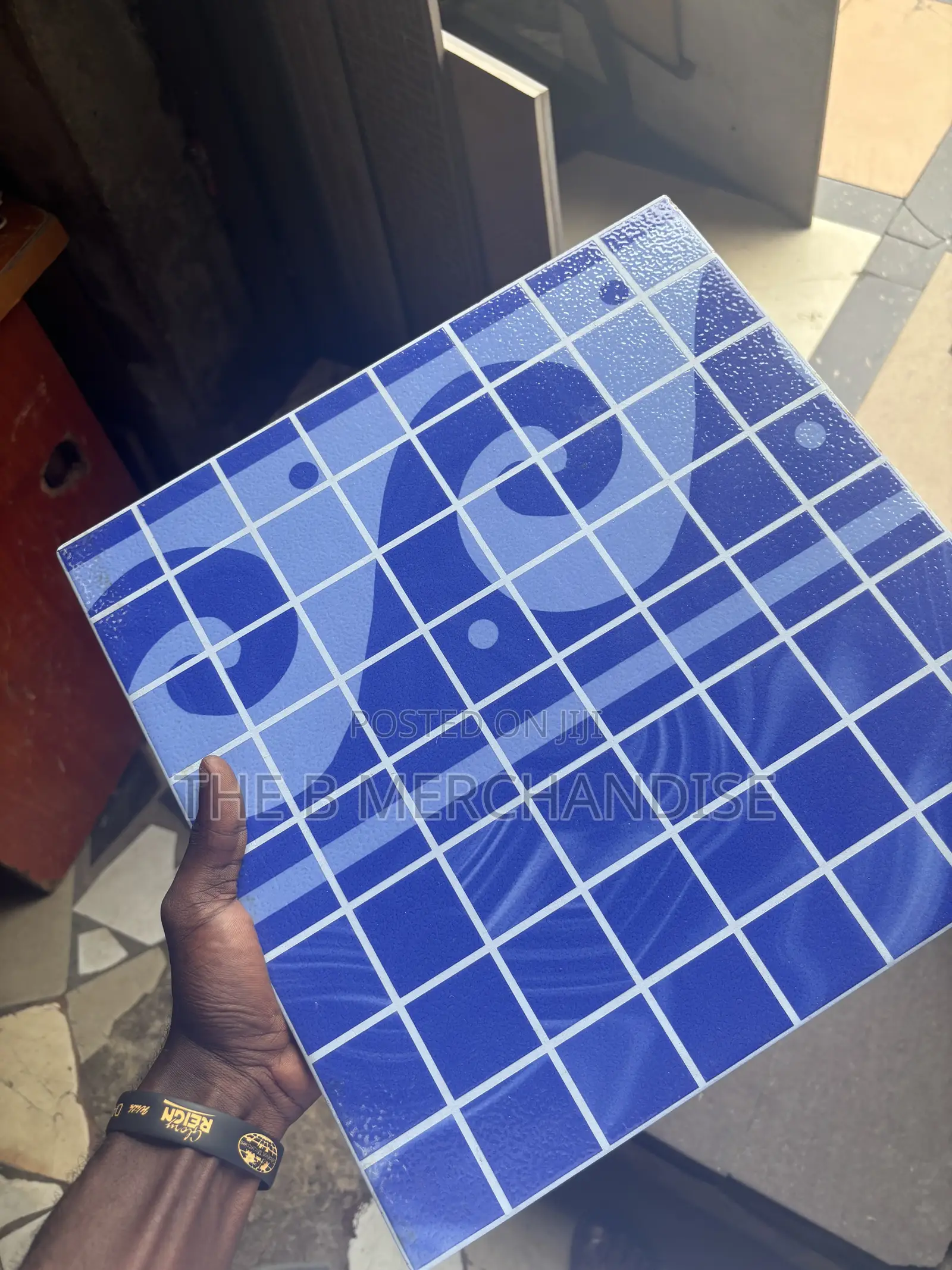 30x30 Spanish Swimming Pool Tiles