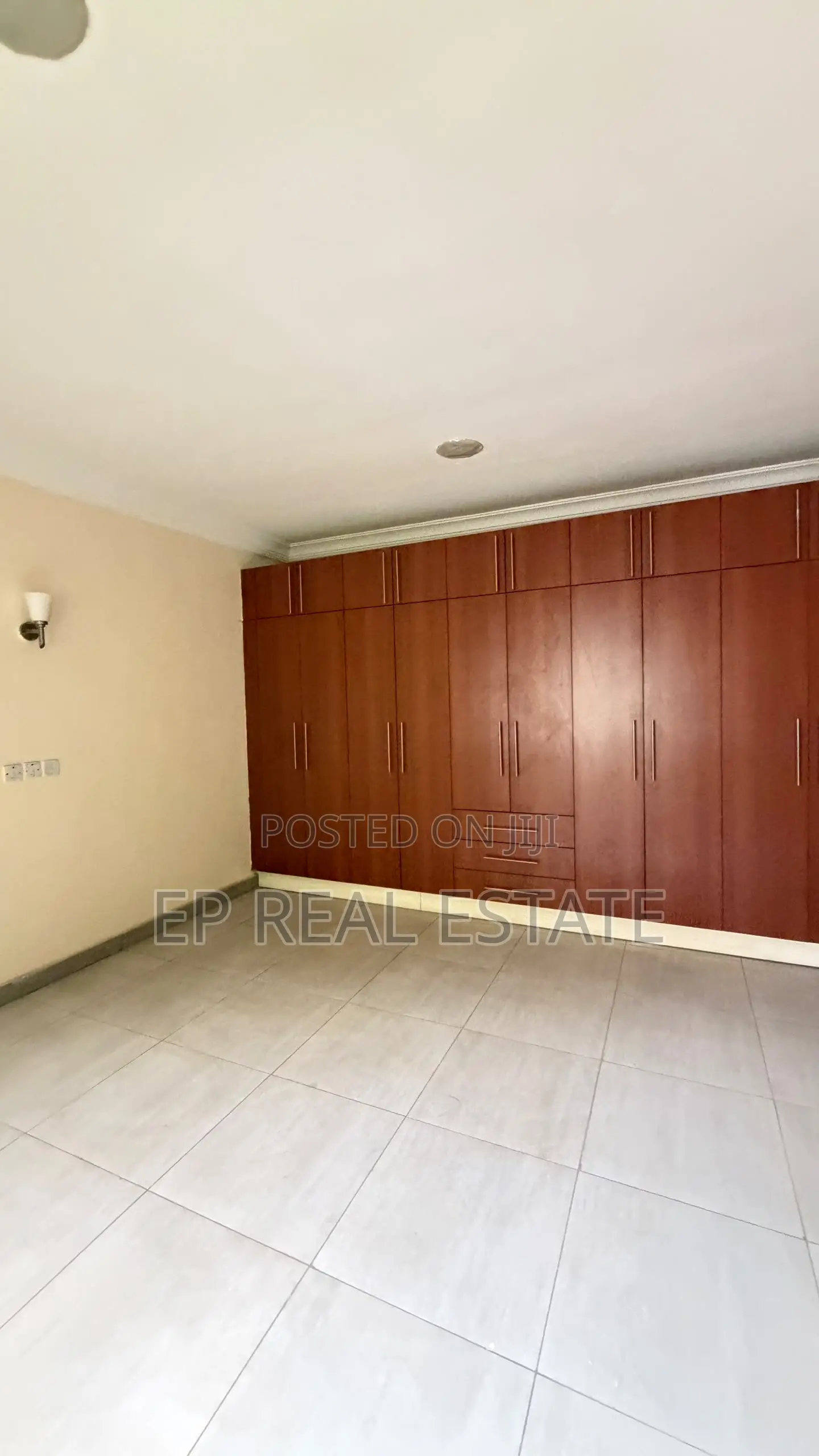 5bdrm House in Life Camp for rent