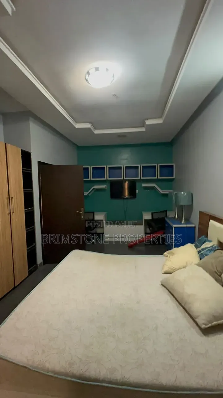 Furnished 3bdrm Duplex in Chevron for rent