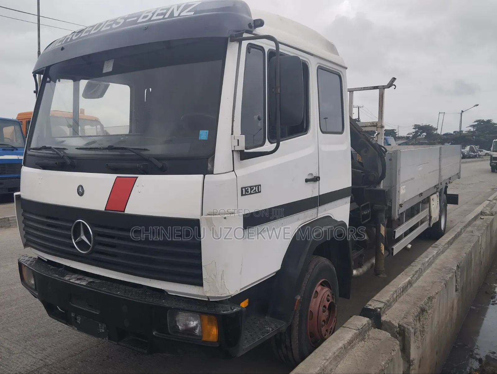 Mercedes Truck 1320