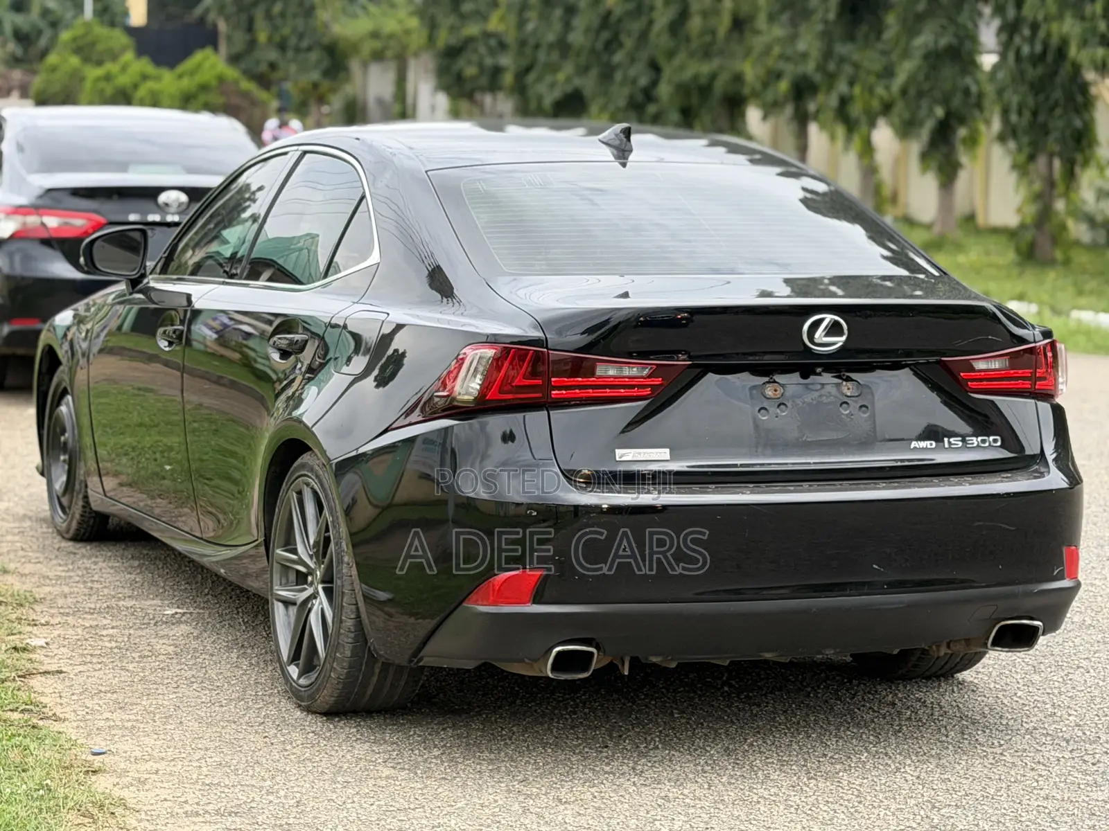 Lexus IS 300h 4WD 2015 Black
