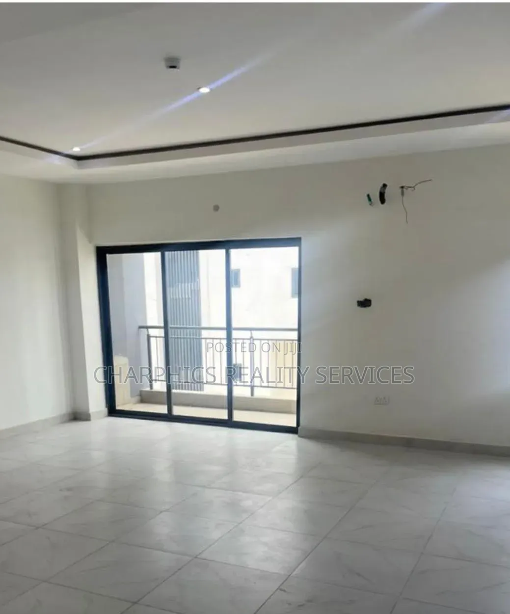 2bdrm Apartment in Awolowo Way for rent