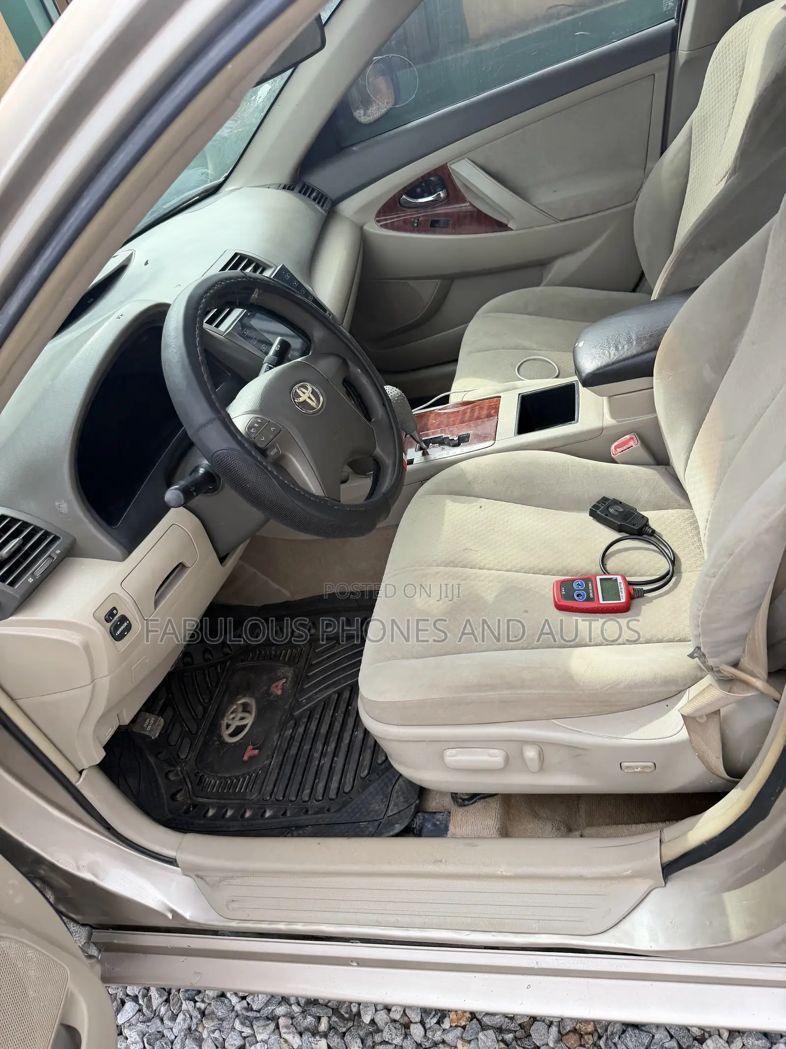 Toyota Camry 2.4 LE 2008 Gold