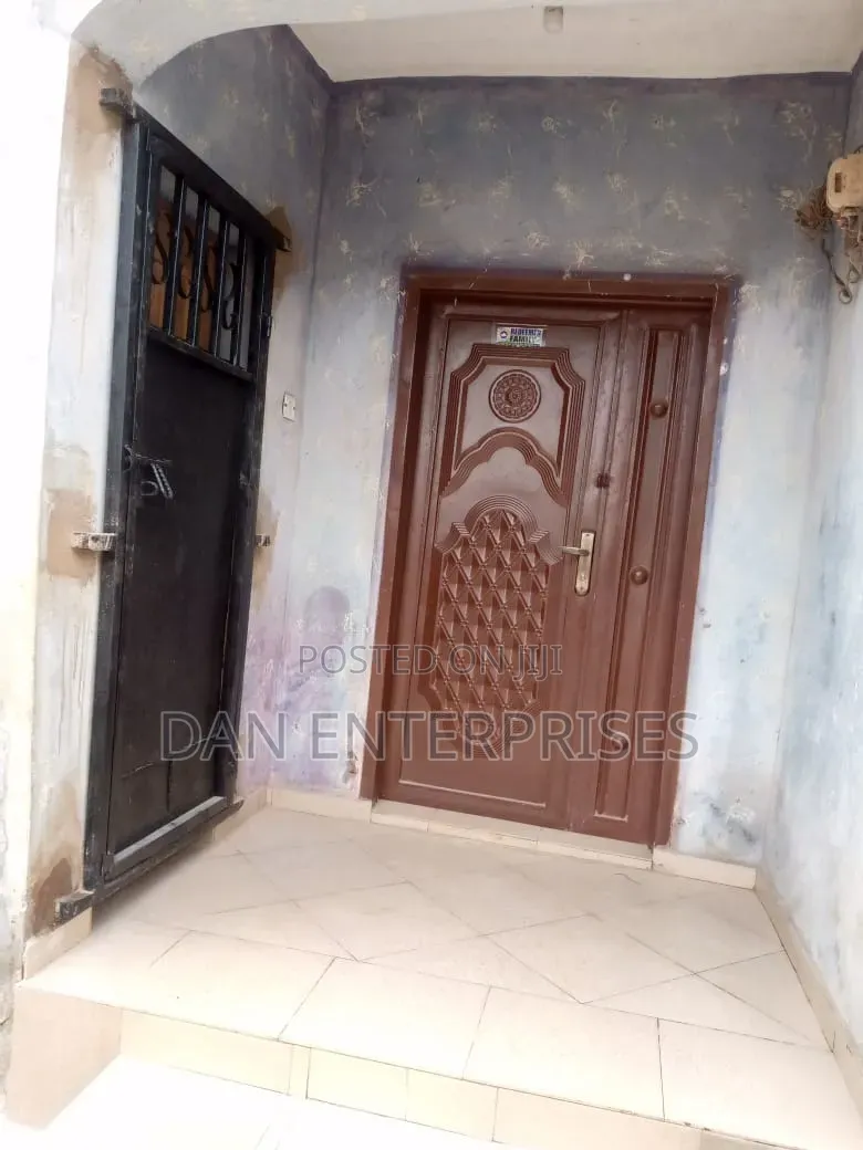 Mini Flat in Aro Lambo, Oke Aro, Iju-Ishaga for rent