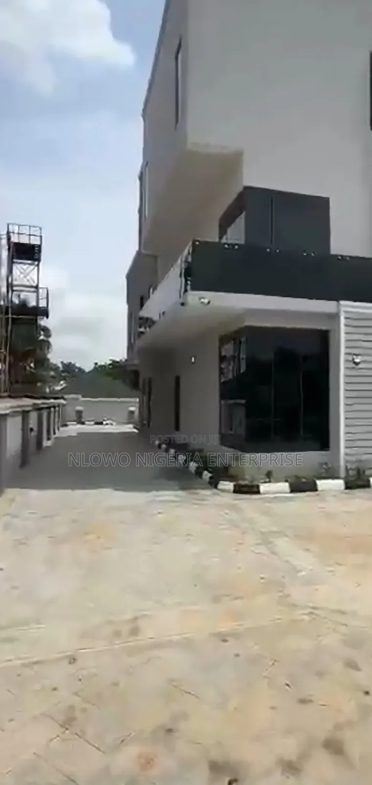 To Let/ Lease Newly Built 30 Square Meters Office Space in Abuja