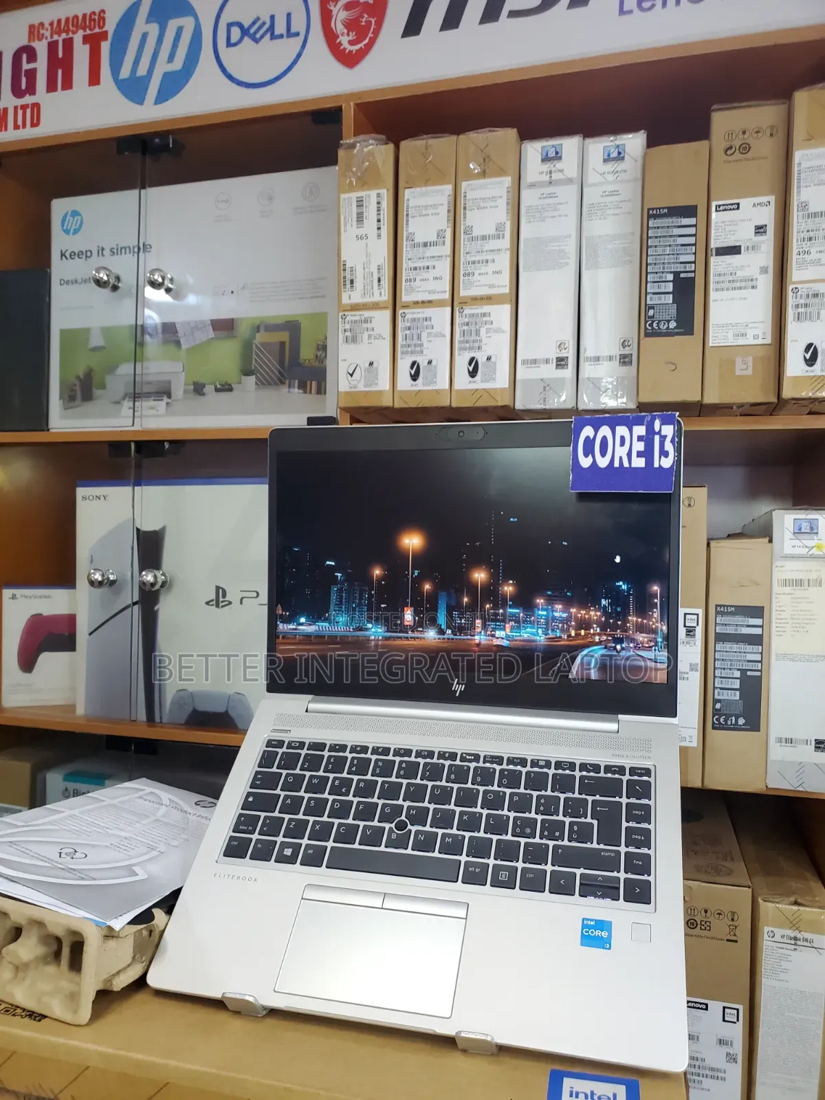 New Laptop HP EliteBook 735 4GB Intel Core i3 SSD 256GB
