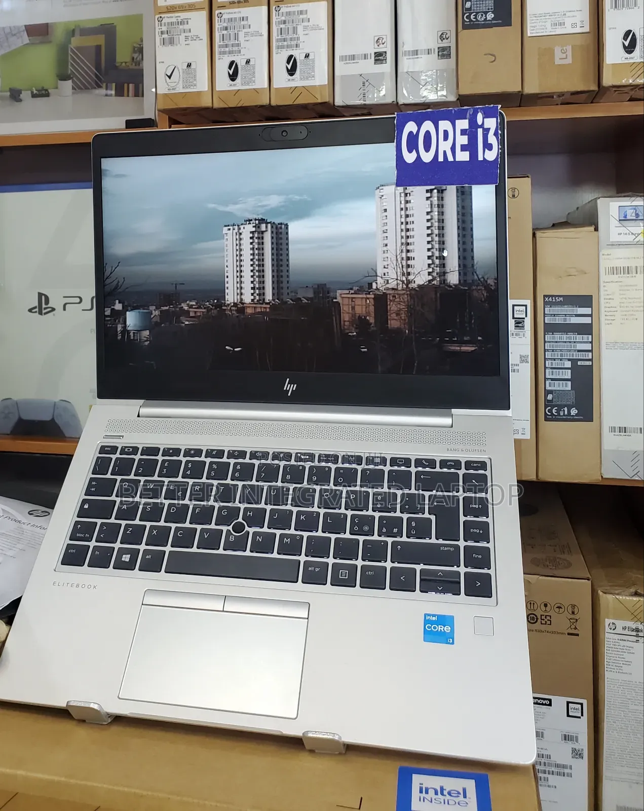 New Laptop HP EliteBook 735 8GB Intel Core i3 SSD 256GB