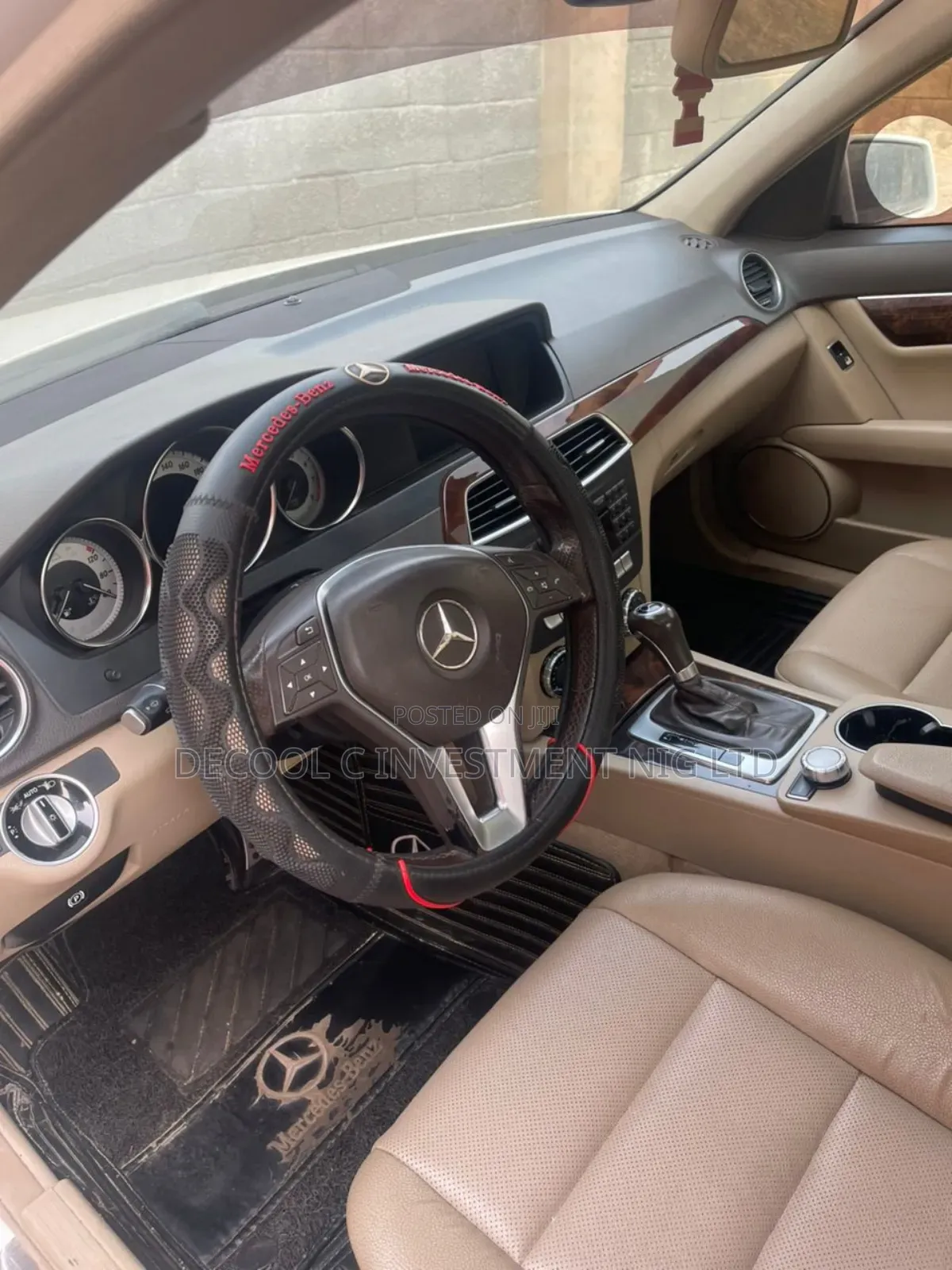 Mercedes-Benz C300 Luxury 4Matic Sedan AWD (3.0L 6cyl 7A) 2011 White