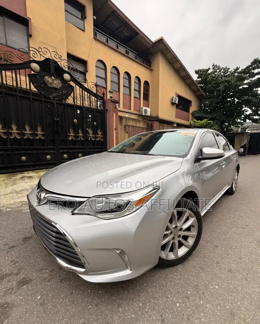 Toyota Avalon 2013 Red