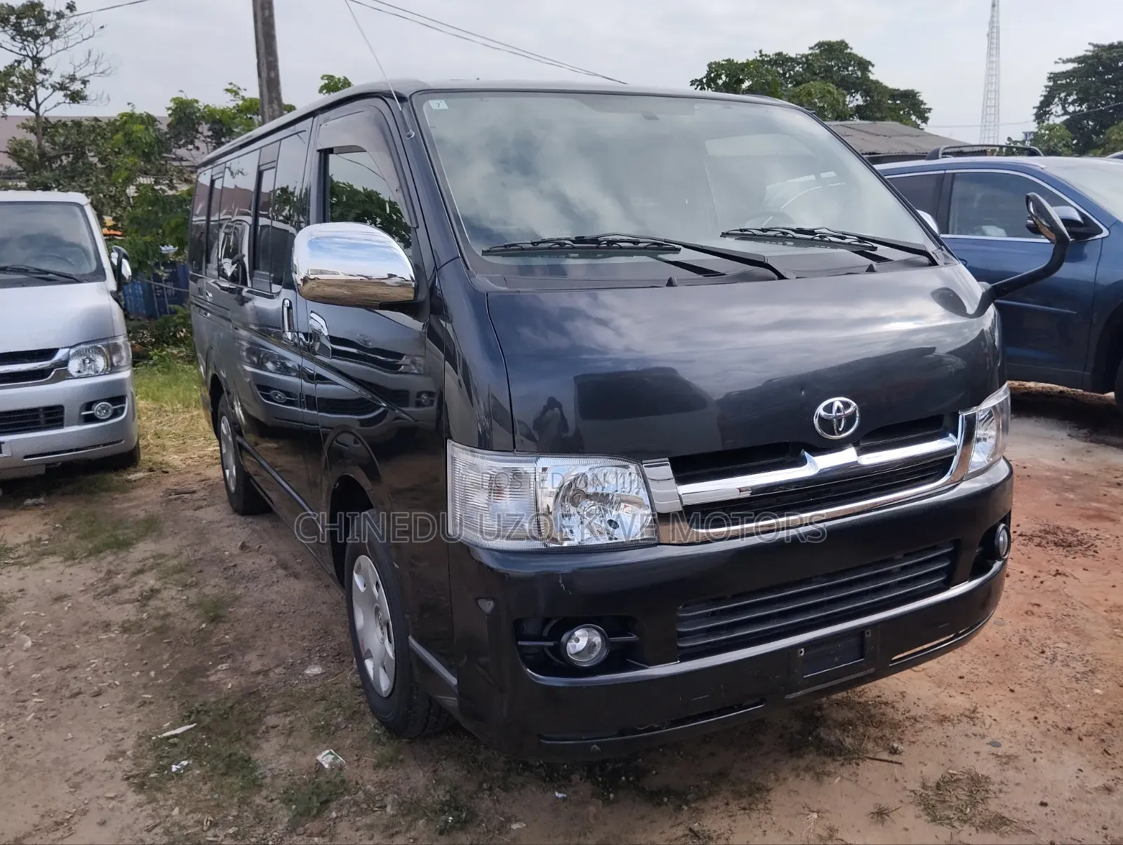 Toyota HiAce 2014 Grey