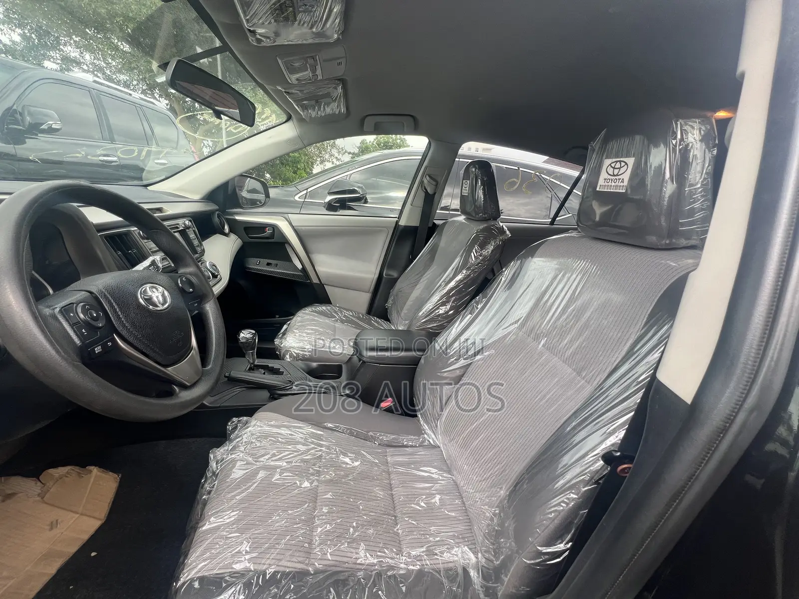 Toyota RAV4 LE 4dr SUV (2.5L 4cyl 6A) 2014 Black