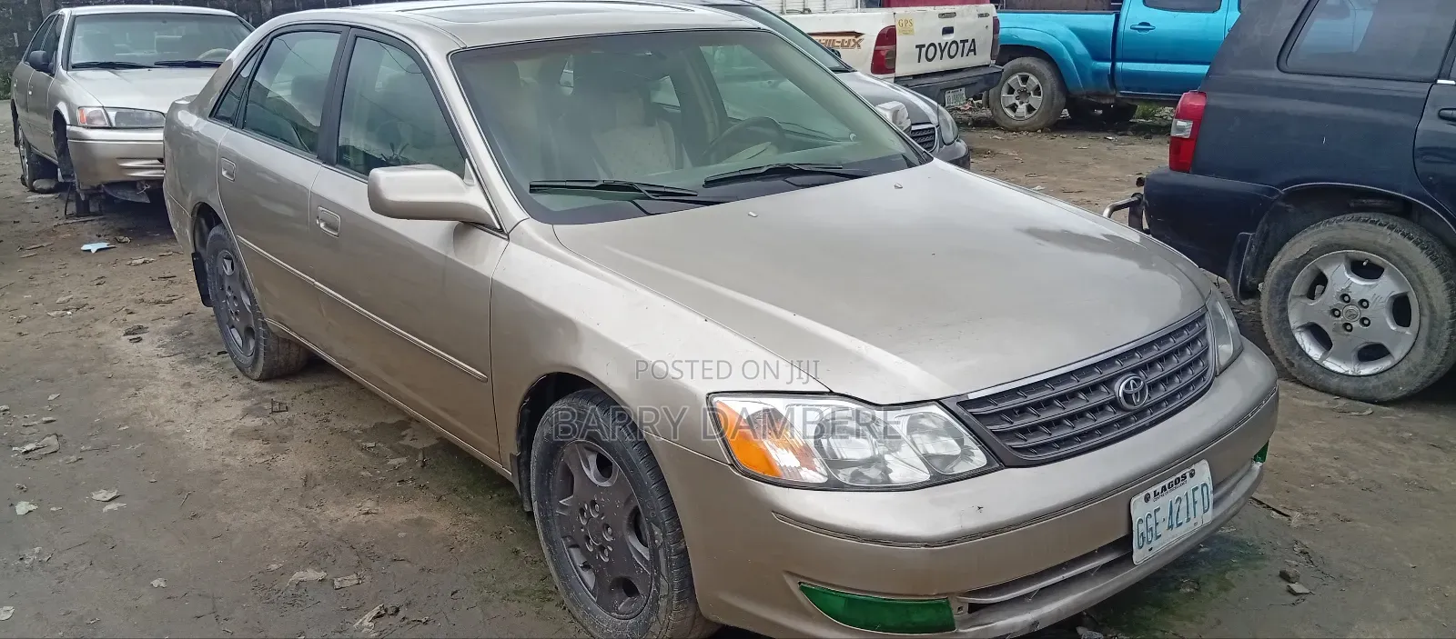 Toyota Avalon 2005 Gold