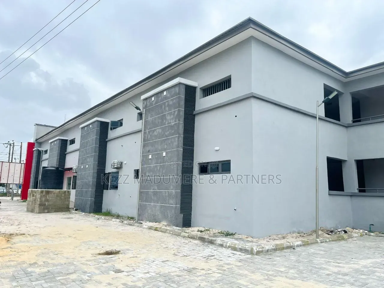 For Sale: Ultra Modern Multi Purpose Commercial Plaza, Trans Amadi, Ph