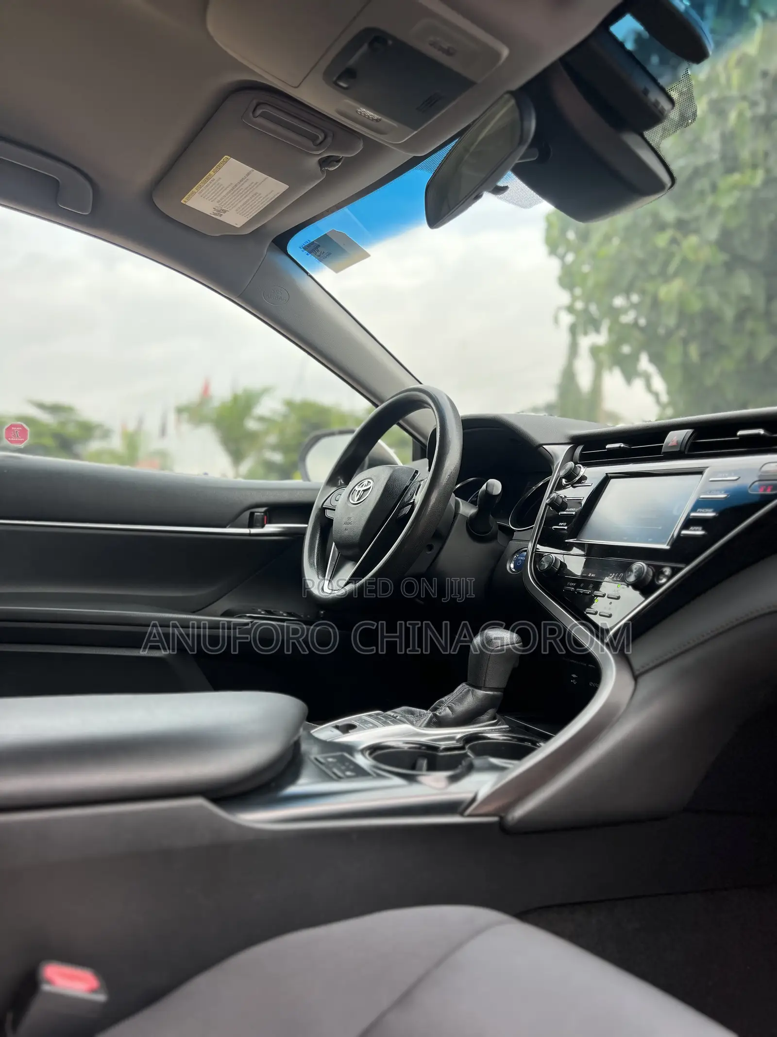 Toyota Camry 2018 White