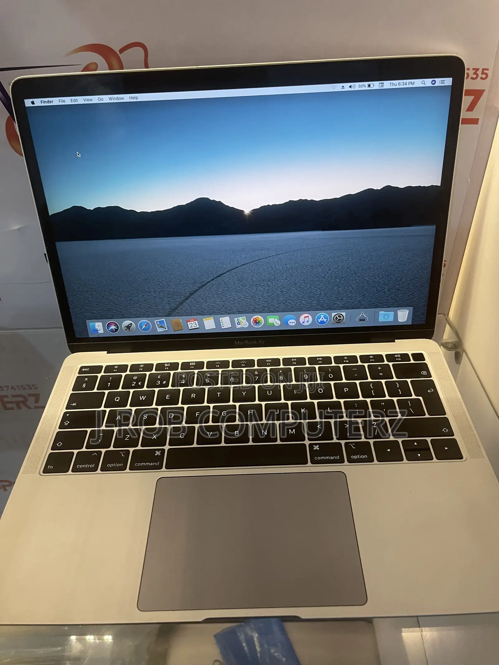 Laptop Apple MacBook Air 2019 16GB Intel Core i5 SSD 256GB