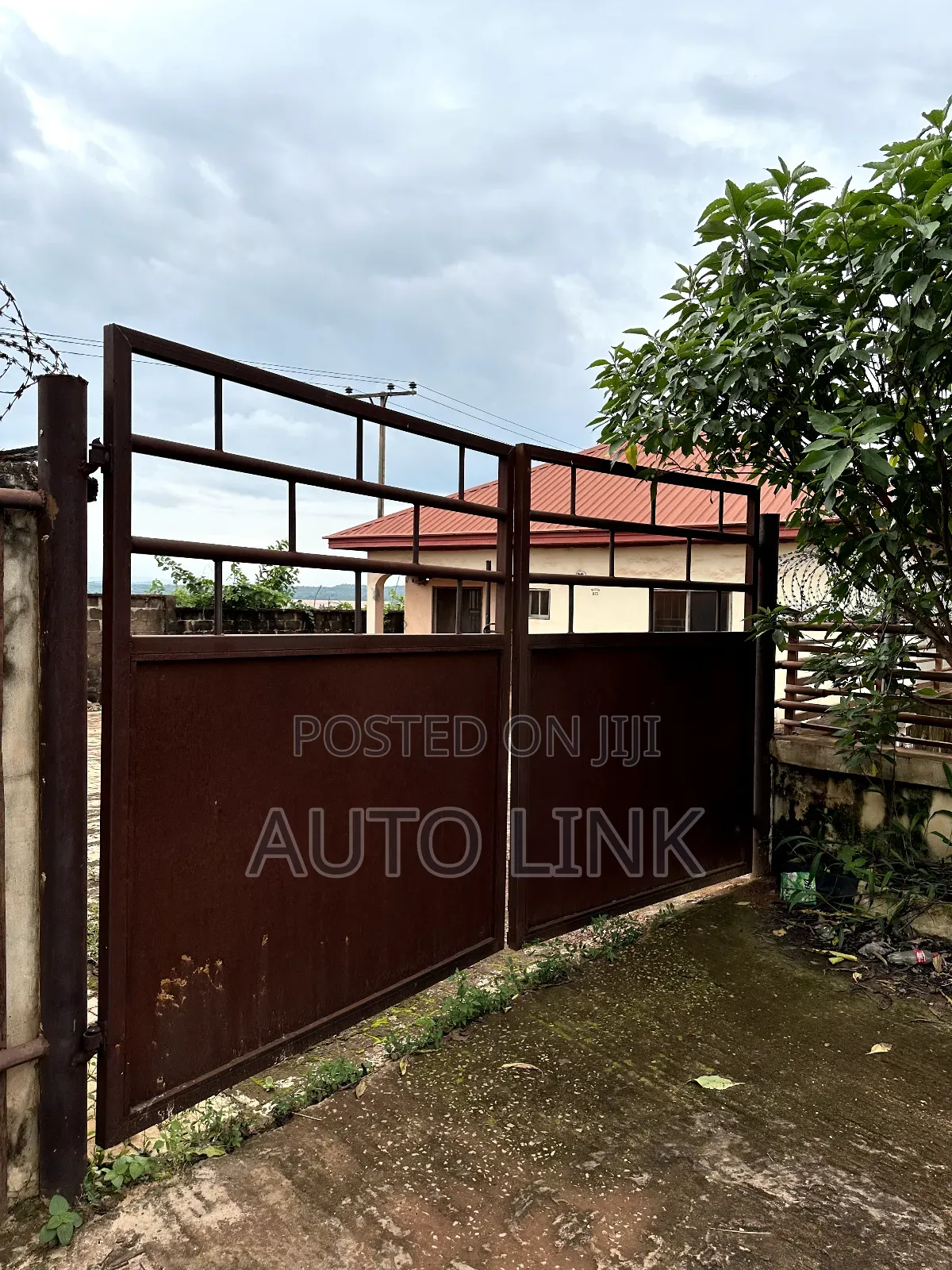 3bdrm Bungalow in Enugu for rent