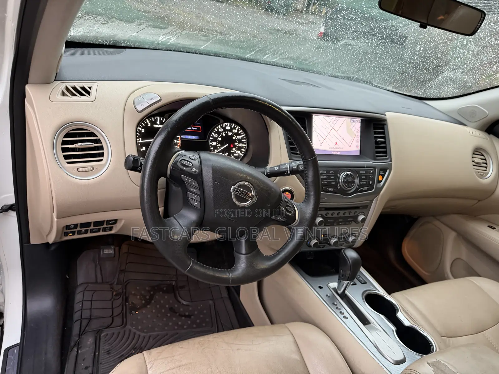 Nissan Pathfinder SL 2018 White
