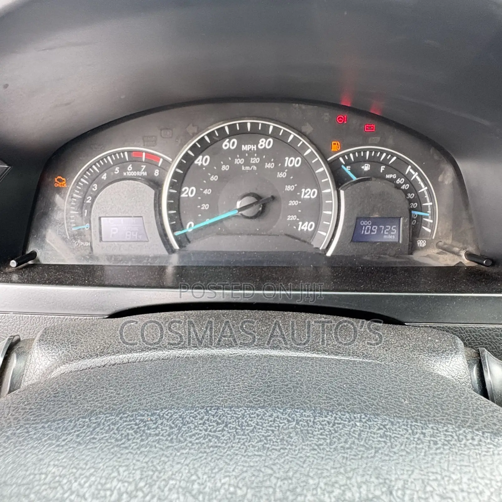 Toyota Camry LE 4dr Sedan (2.5L 4cyl 6A) 2012 Gray