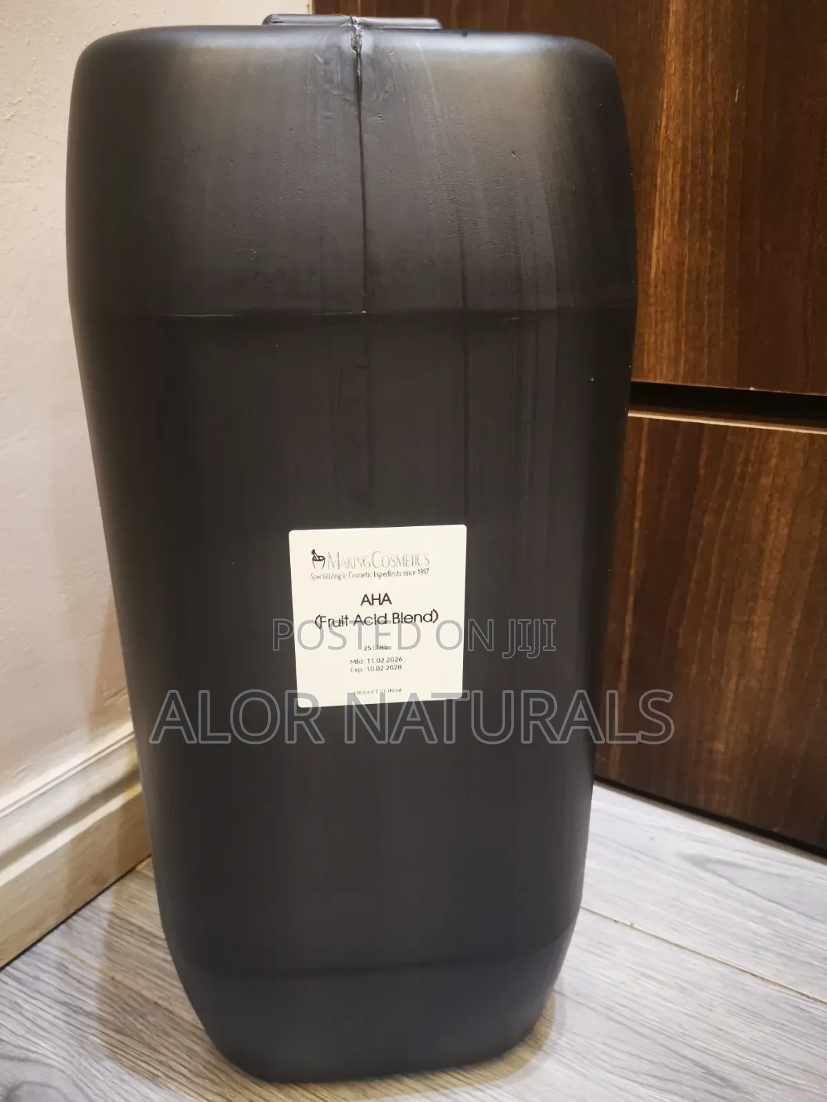 AHA Oil (Fruit Acid Blend)