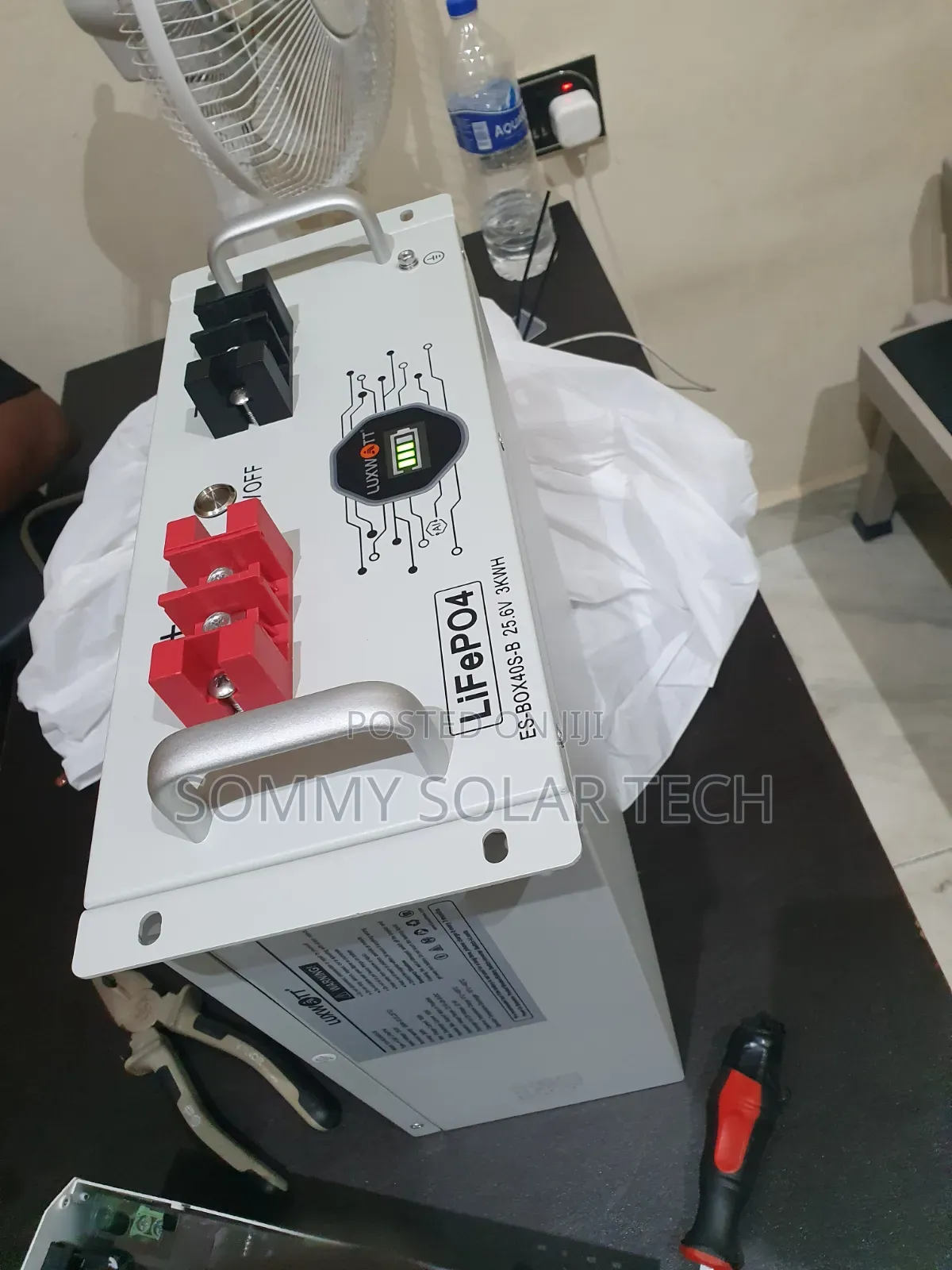 Luxwatt Lithium Ion Battery 3kwh 24v