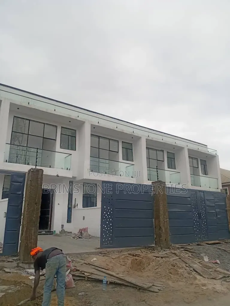 Furnished 3bdrm Duplex in Sangotedo for sale