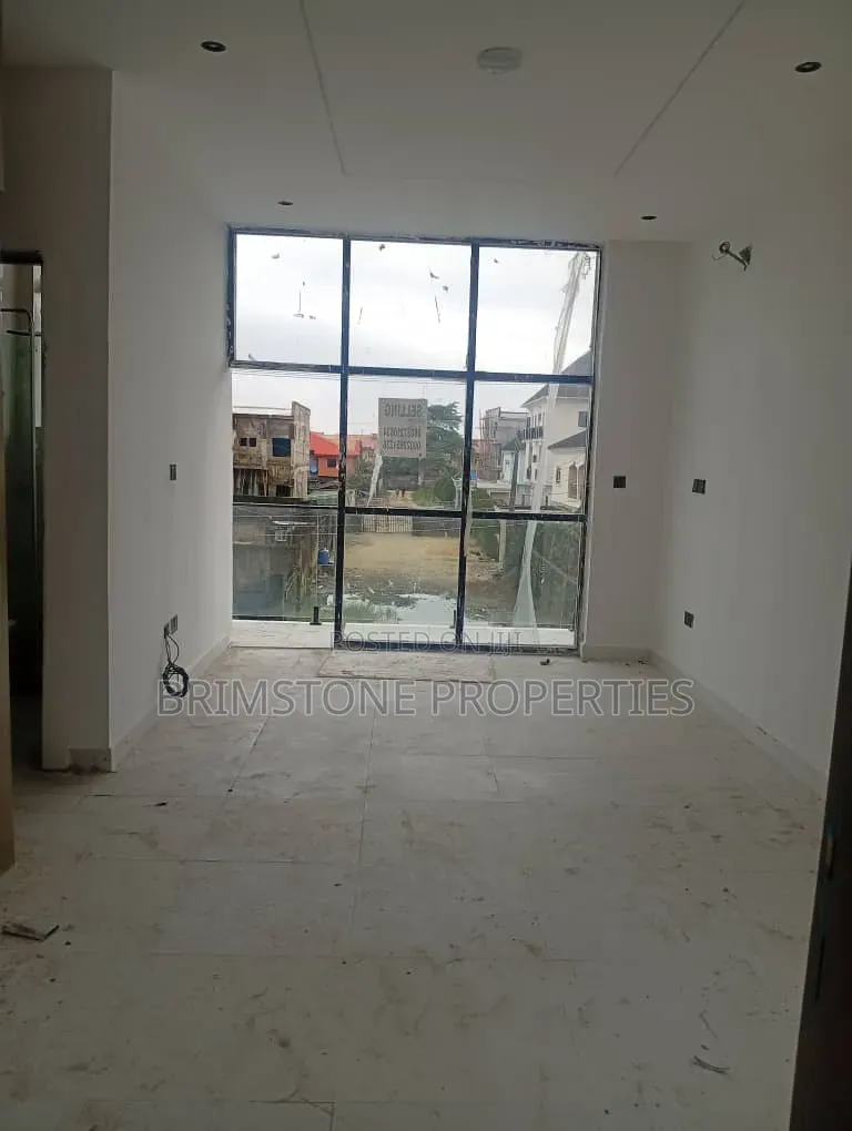 Furnished 3bdrm Duplex in Sangotedo for sale