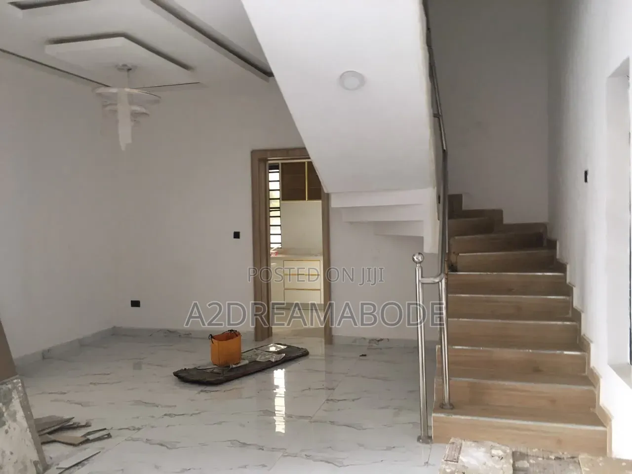 5bdrm Duplex in Ikeja for rent