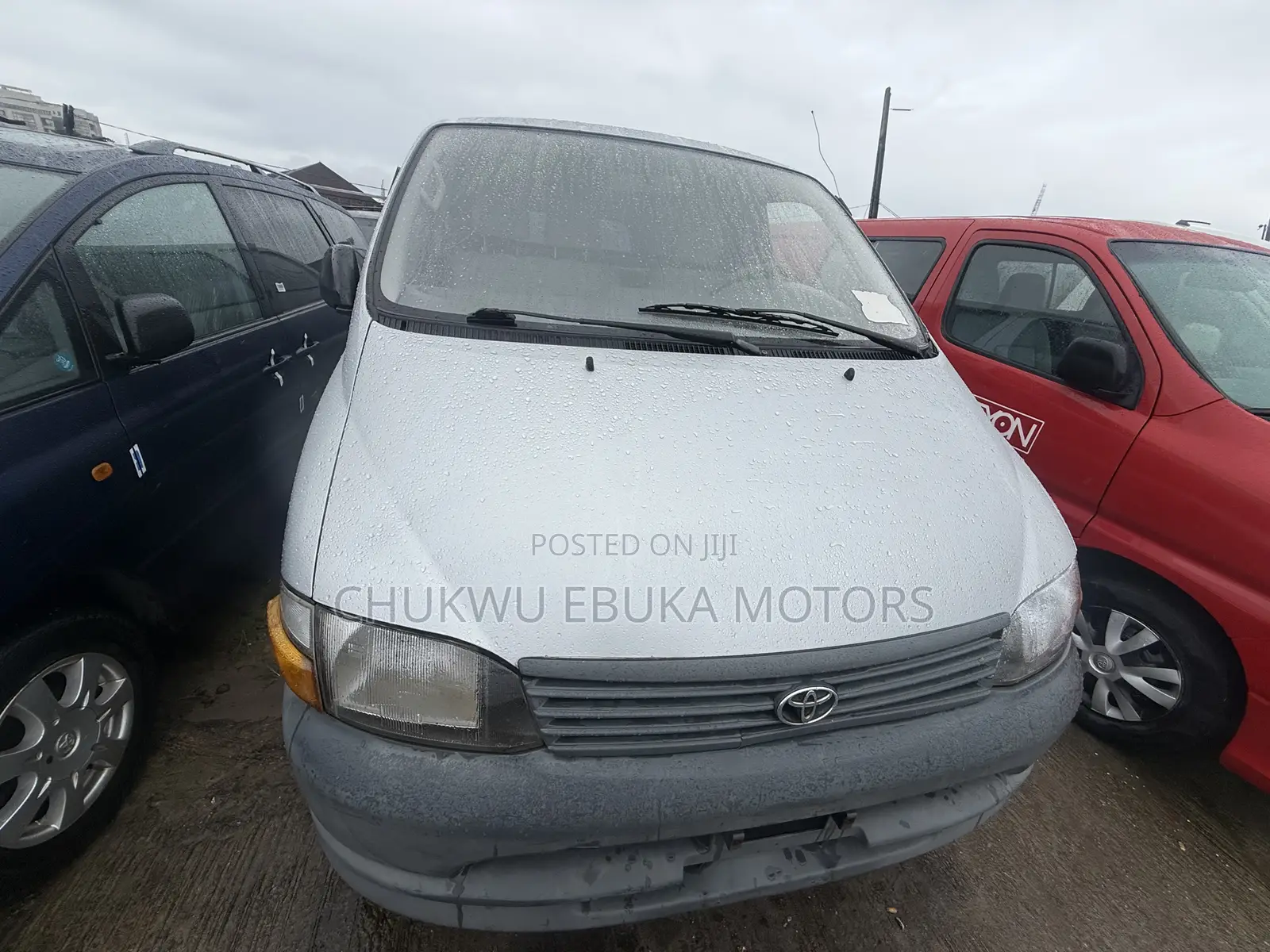 Toyota HiAce 2002 Grey