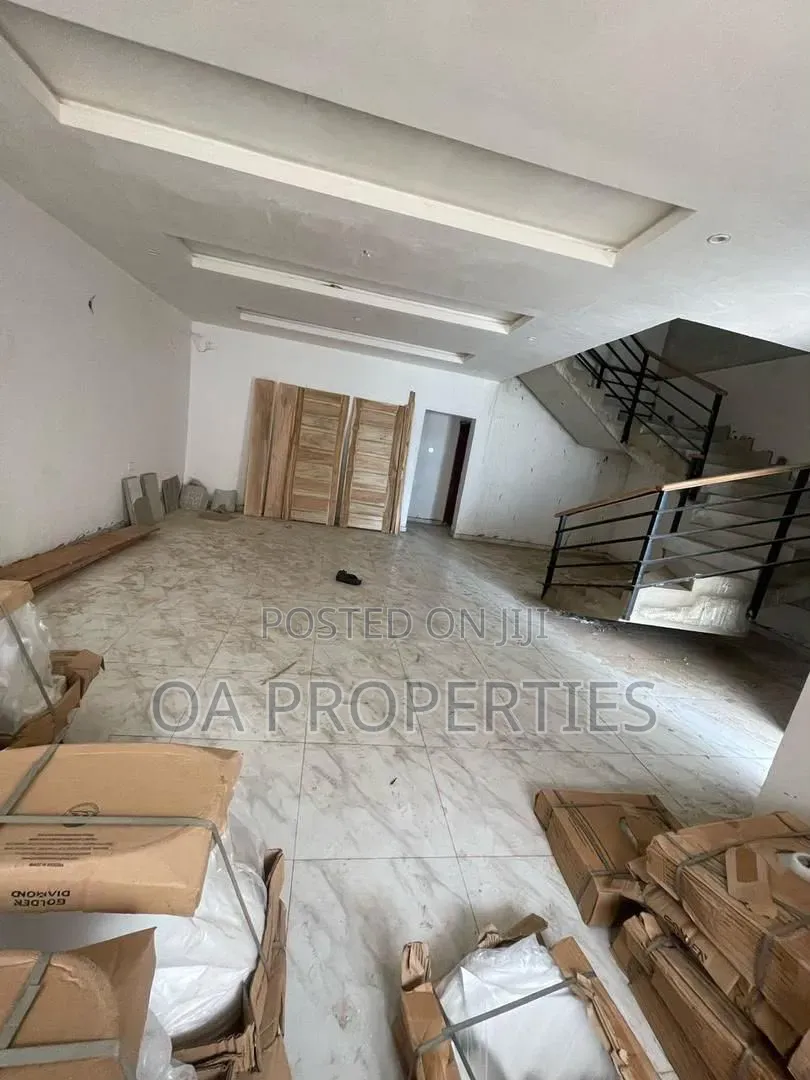 4bdrm Duplex in Ibadan for rent