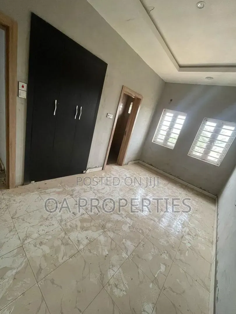 4bdrm Duplex in Ibadan for rent