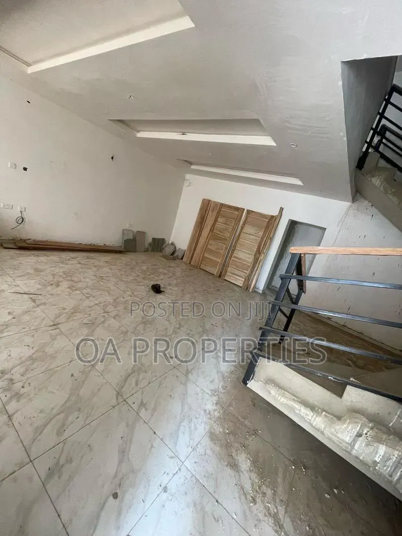 4bdrm Duplex in Ibadan for rent