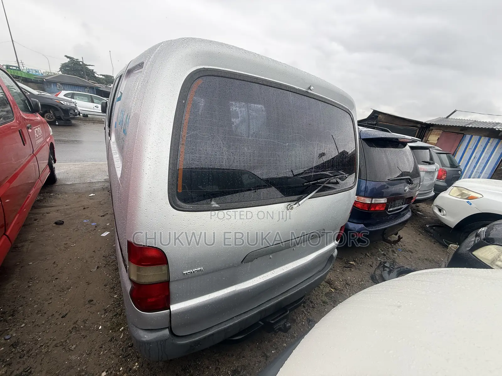 Toyota HiAce 2002 Grey