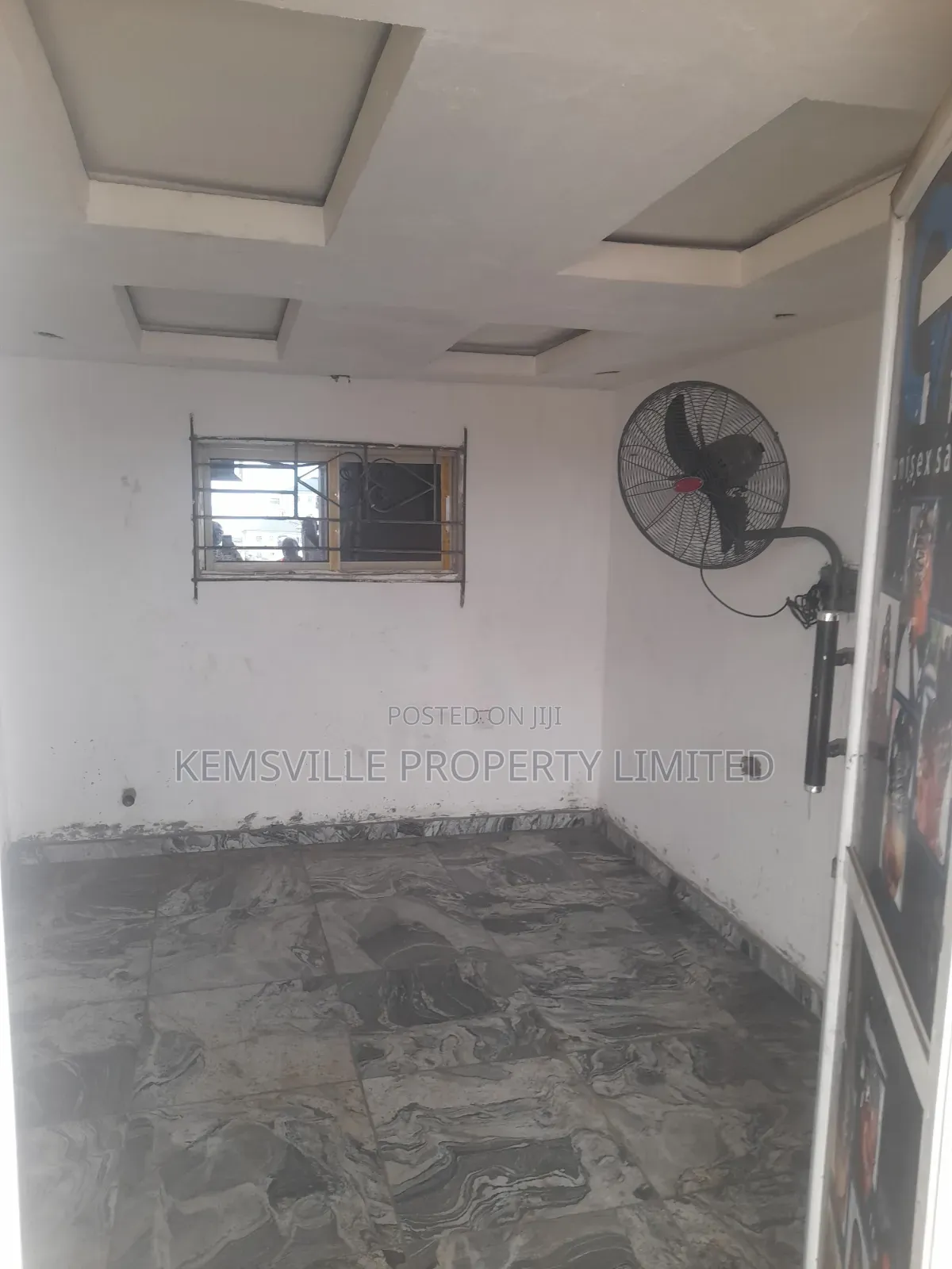 Big Shop for Rent at Abule Egba ( Upsairs)