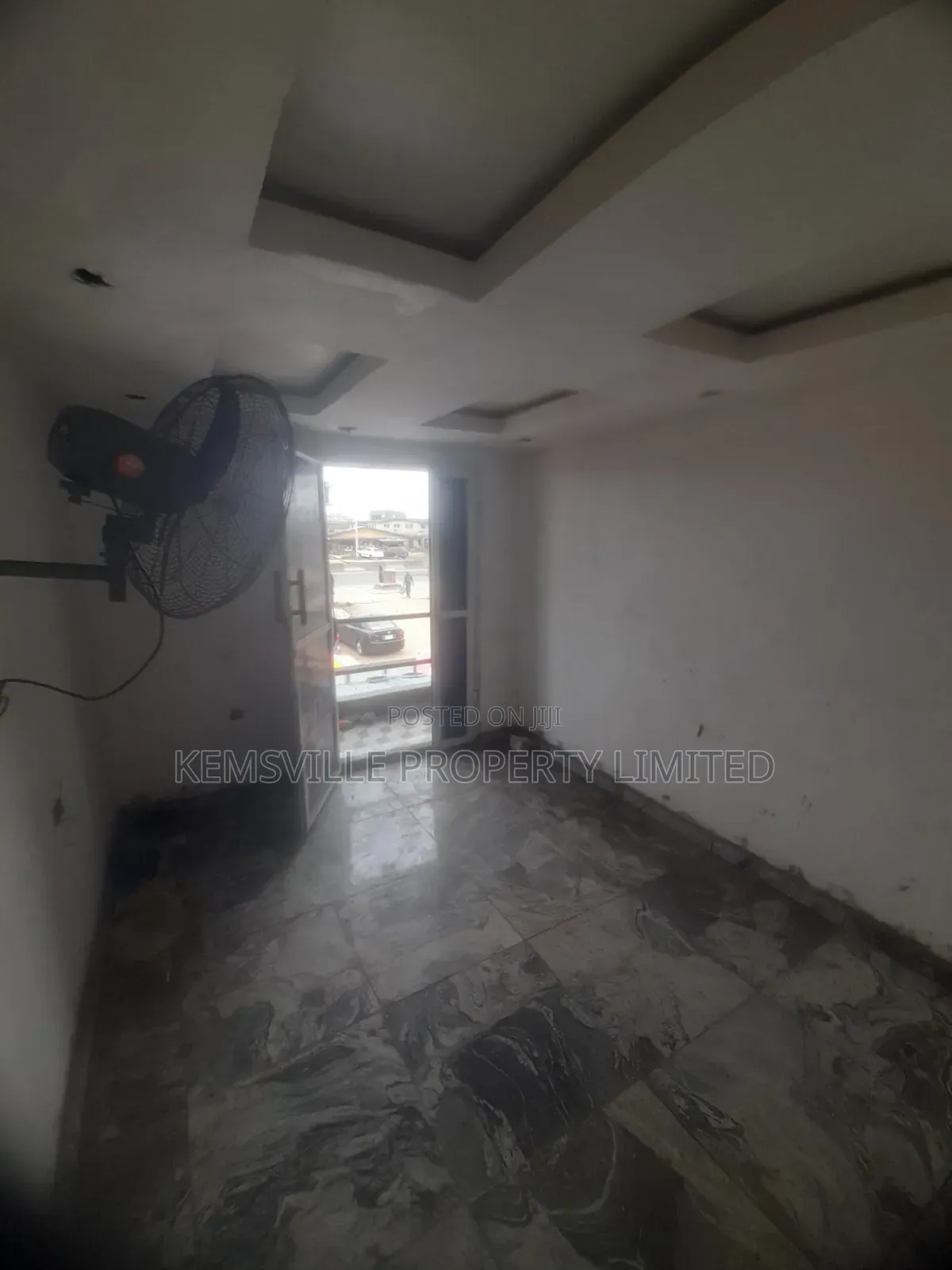 Big Shop for Rent at Abule Egba ( Upsairs)