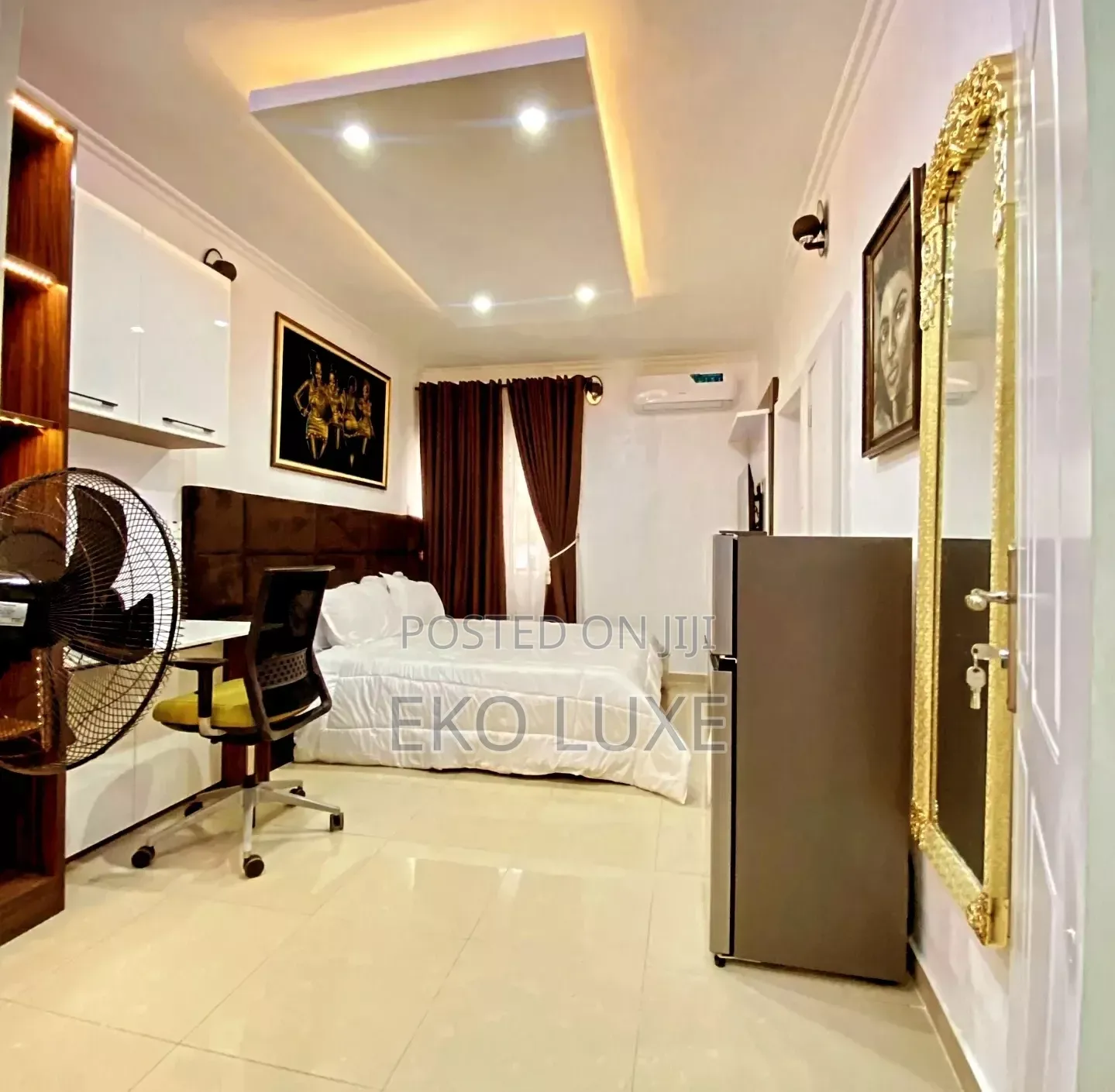 Luxury Room and Palour Vi