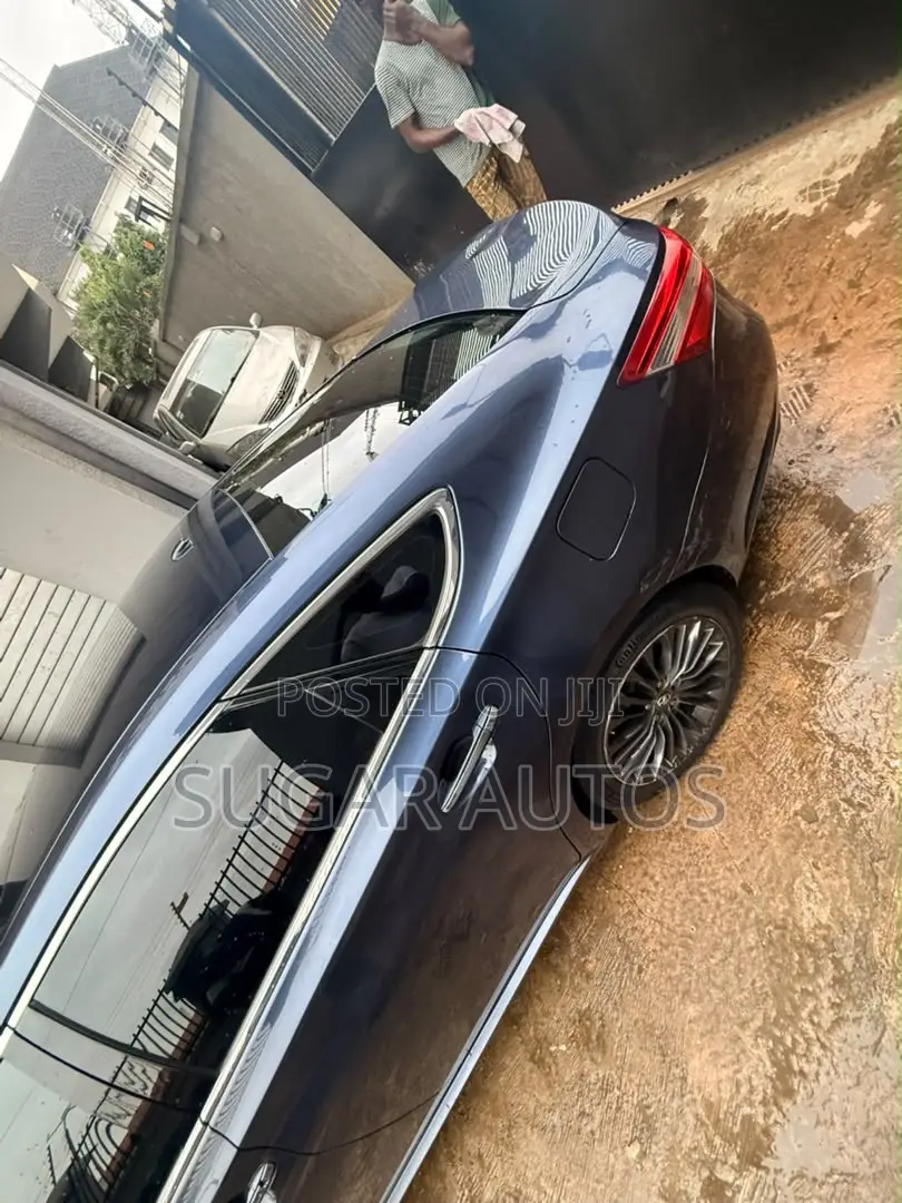 Toyota Avalon Touring FWD Sedan (3.6L 6cyl 6A) 2016 Blue