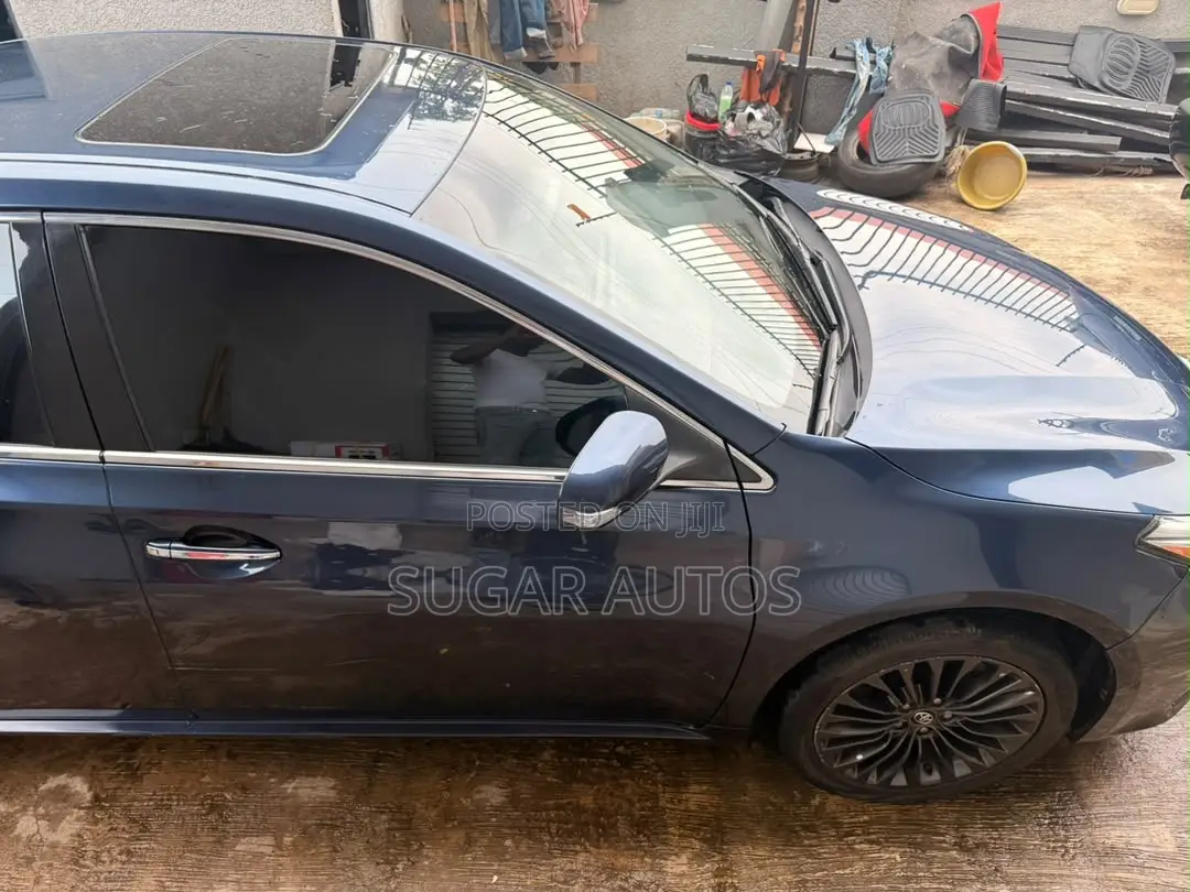 Toyota Avalon Touring FWD Sedan (3.6L 6cyl 6A) 2016 Blue