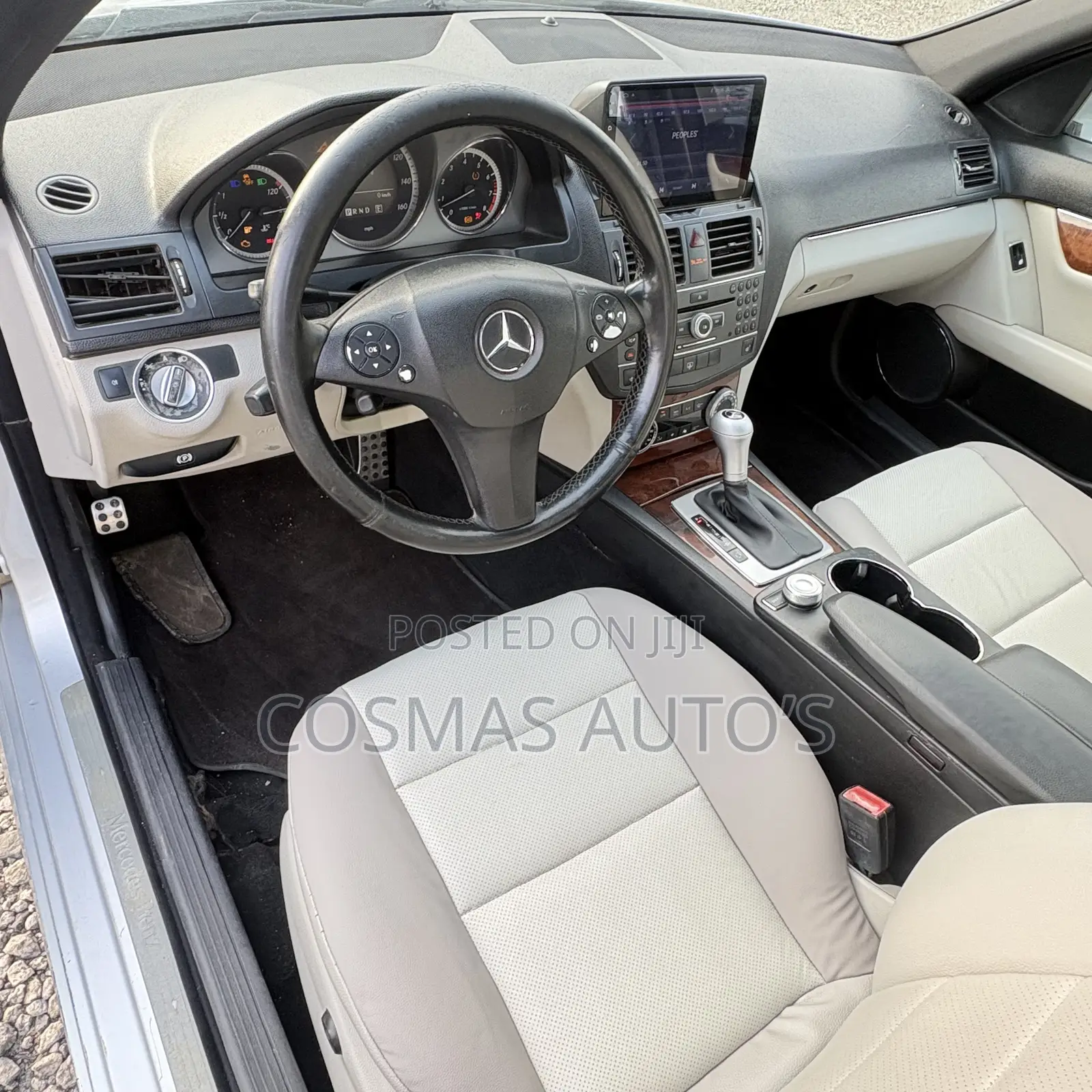 Mercedes-Benz C300 2011 Silver