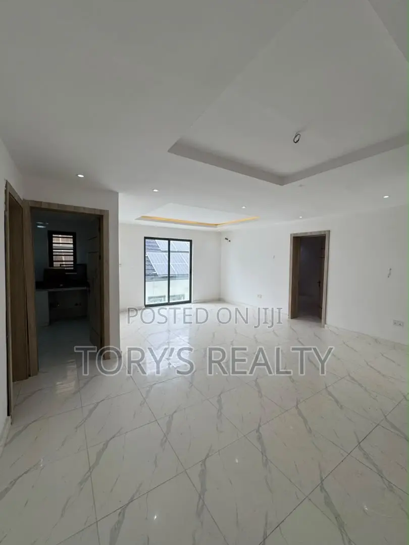 2bdrm Apartment in Ologolo for sale